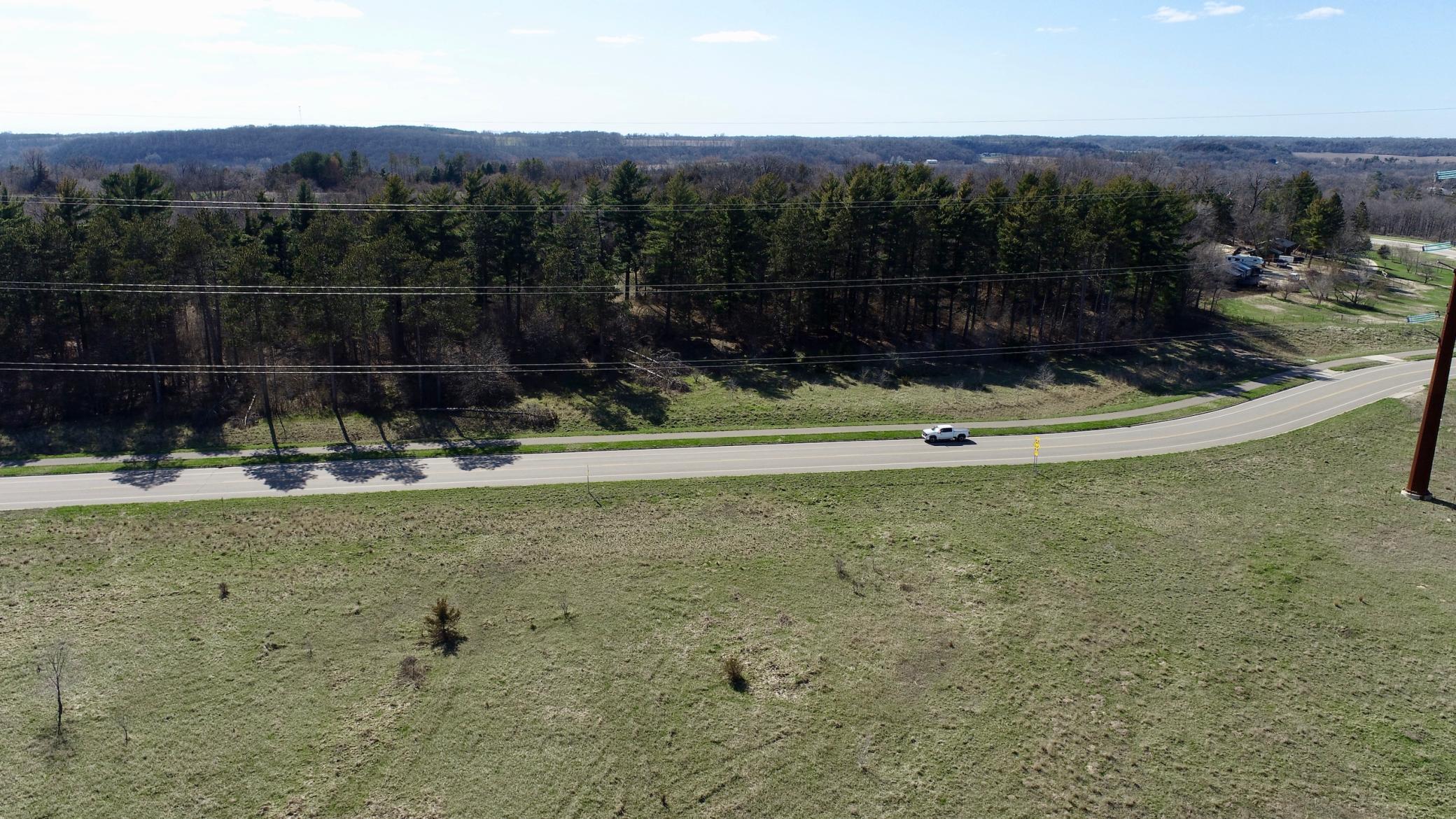 main property photo 10