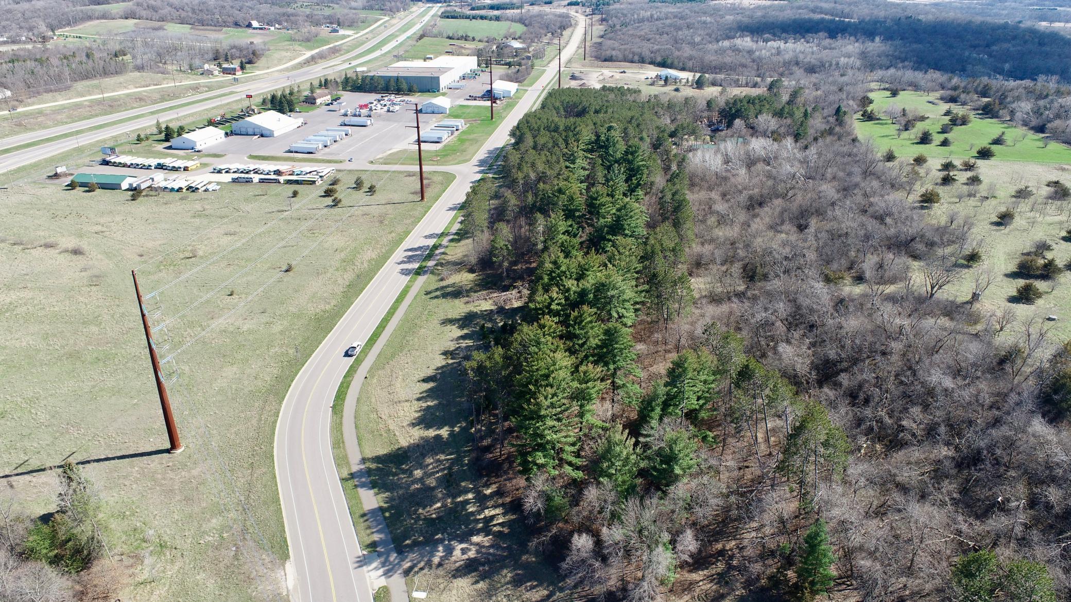 main property photo 26