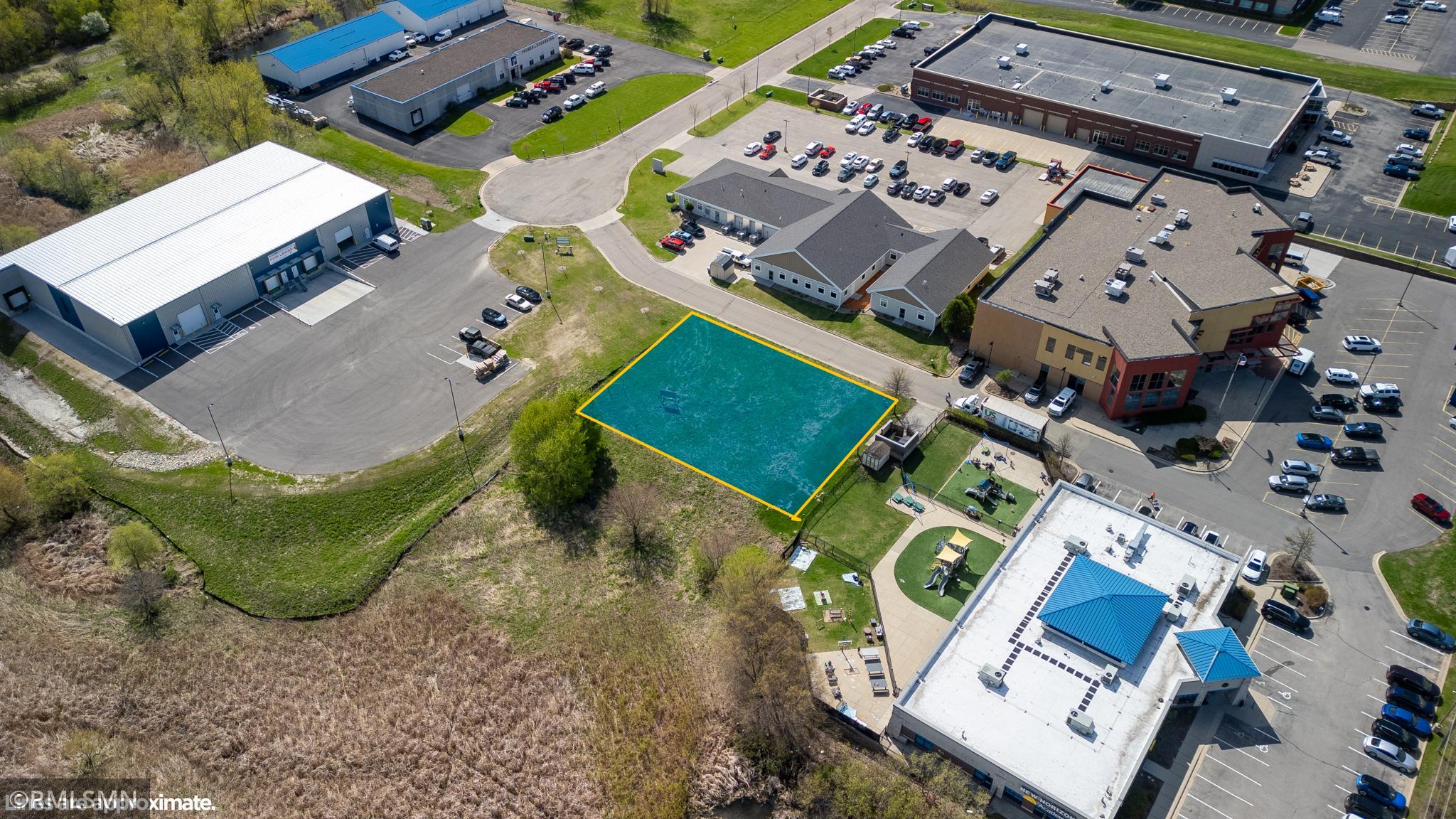 main property photo 3
