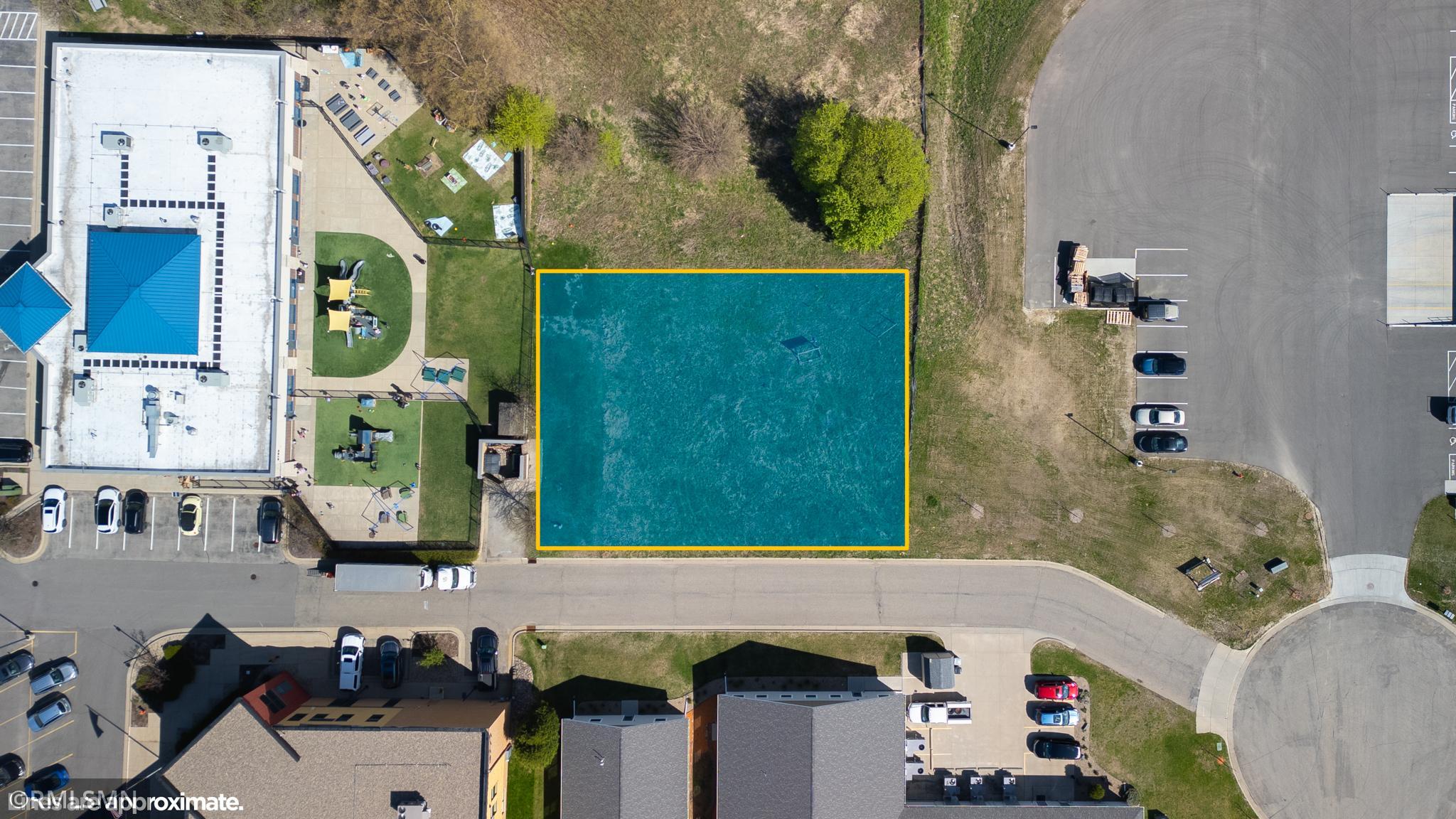 main property photo 5