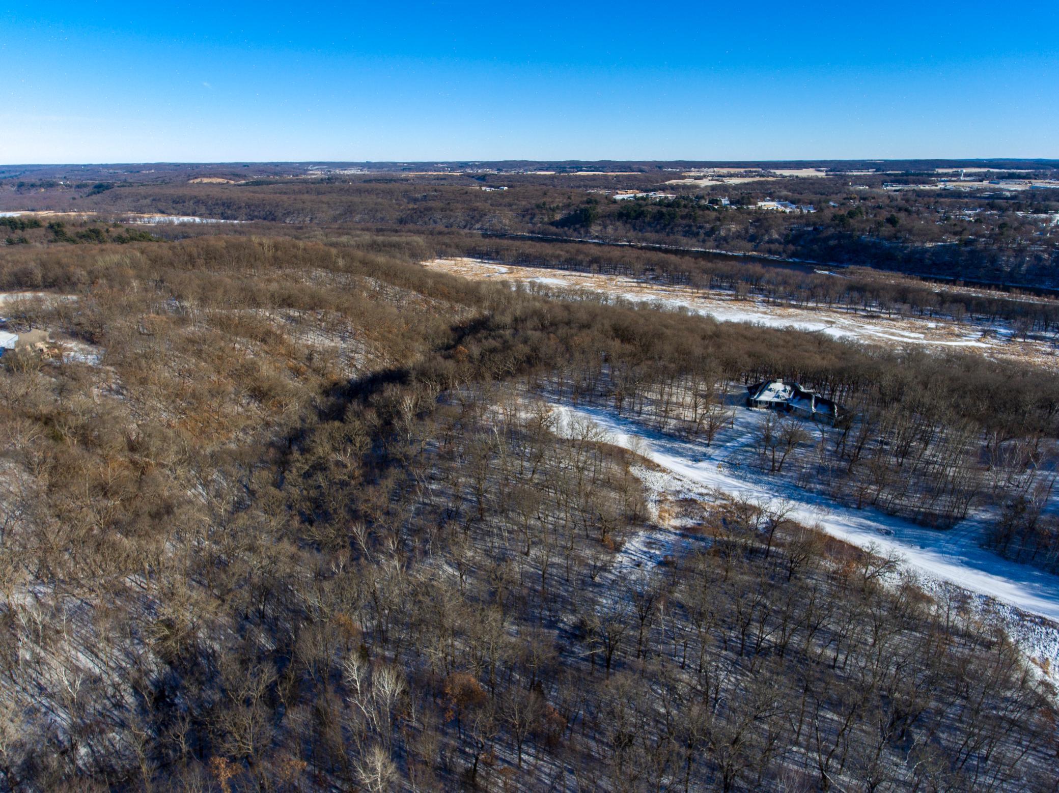 main property photo 12
