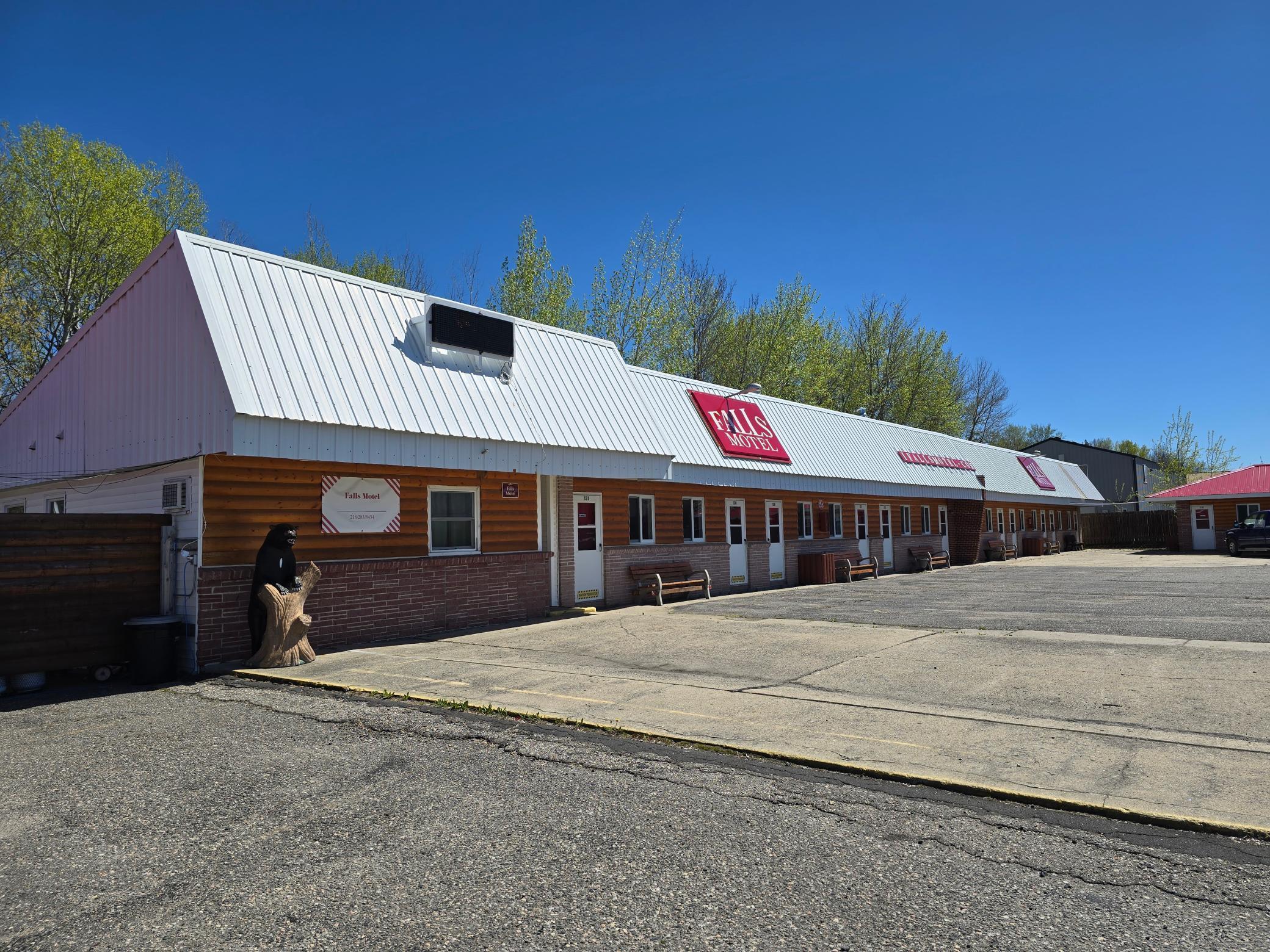 main property photo 24