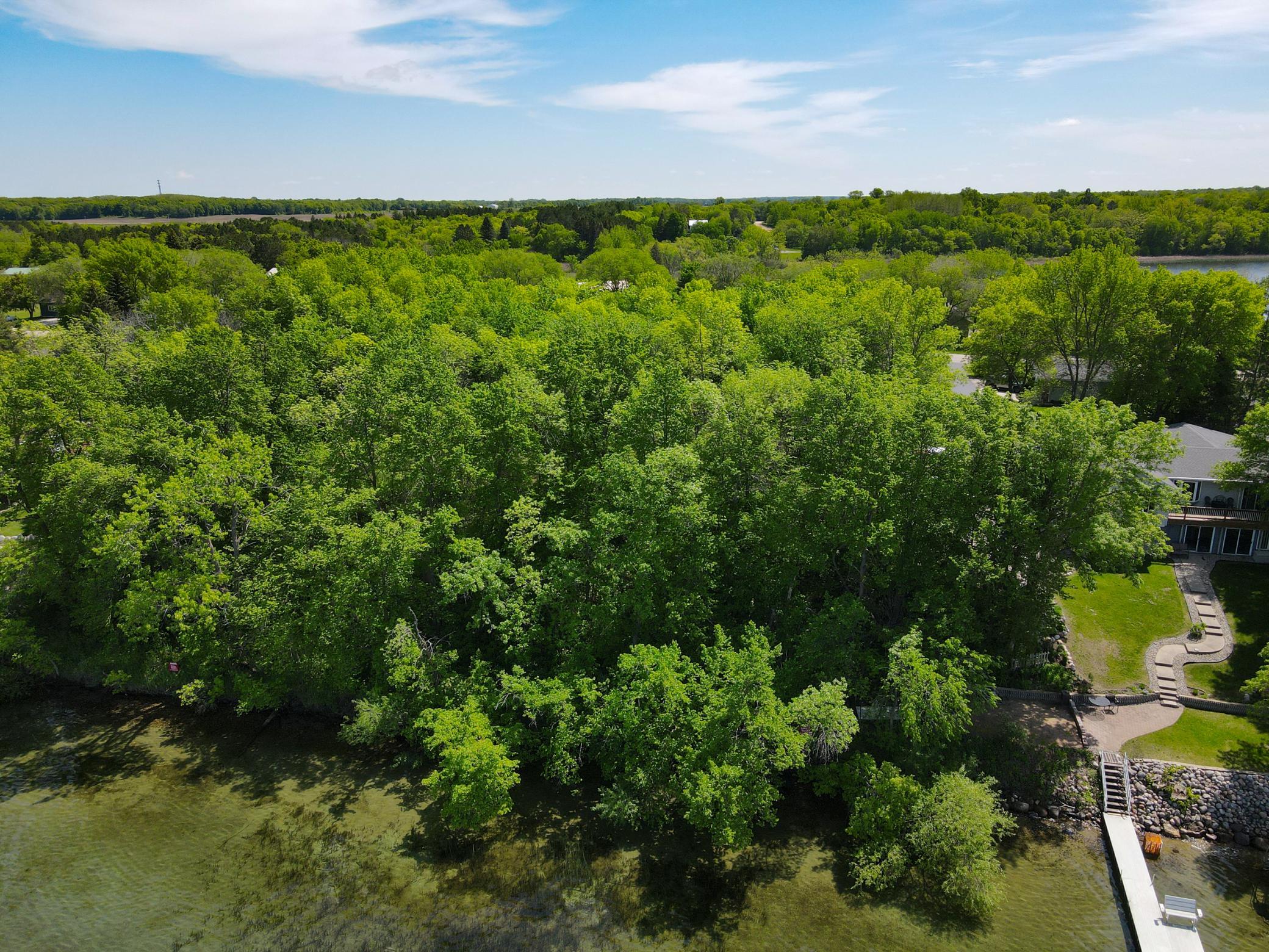 main property photo 16