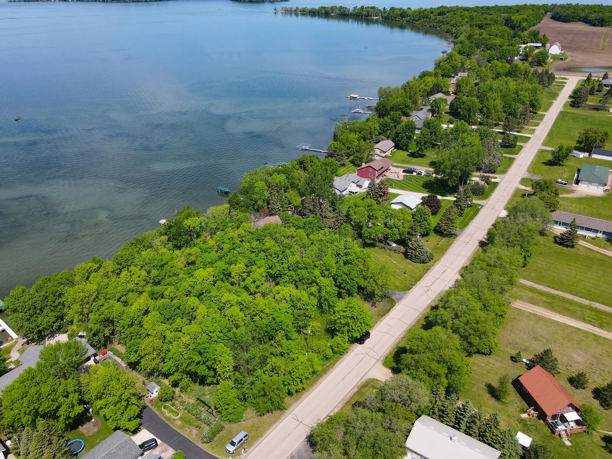 main property photo 4