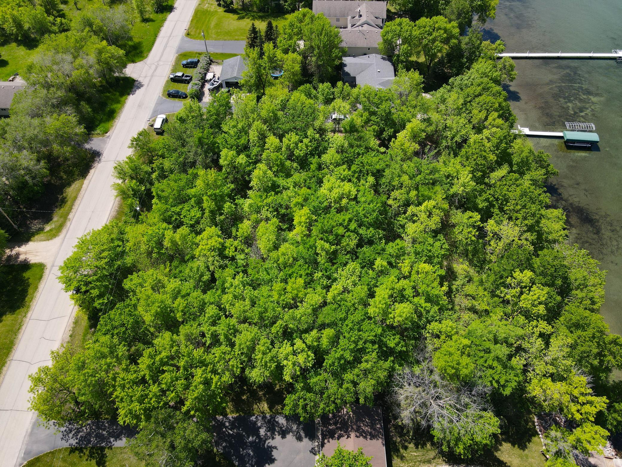 main property photo 6