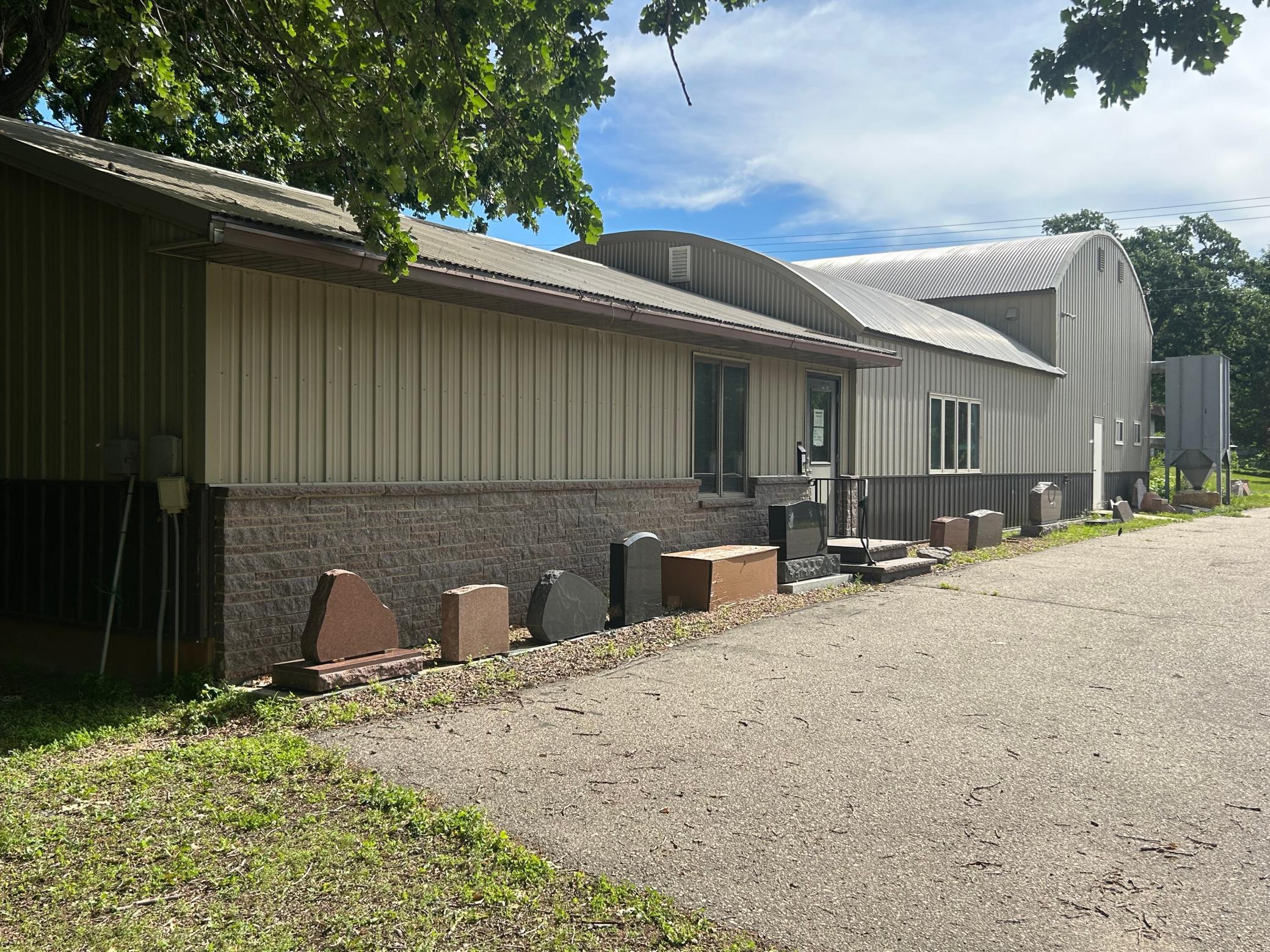 main property photo 12