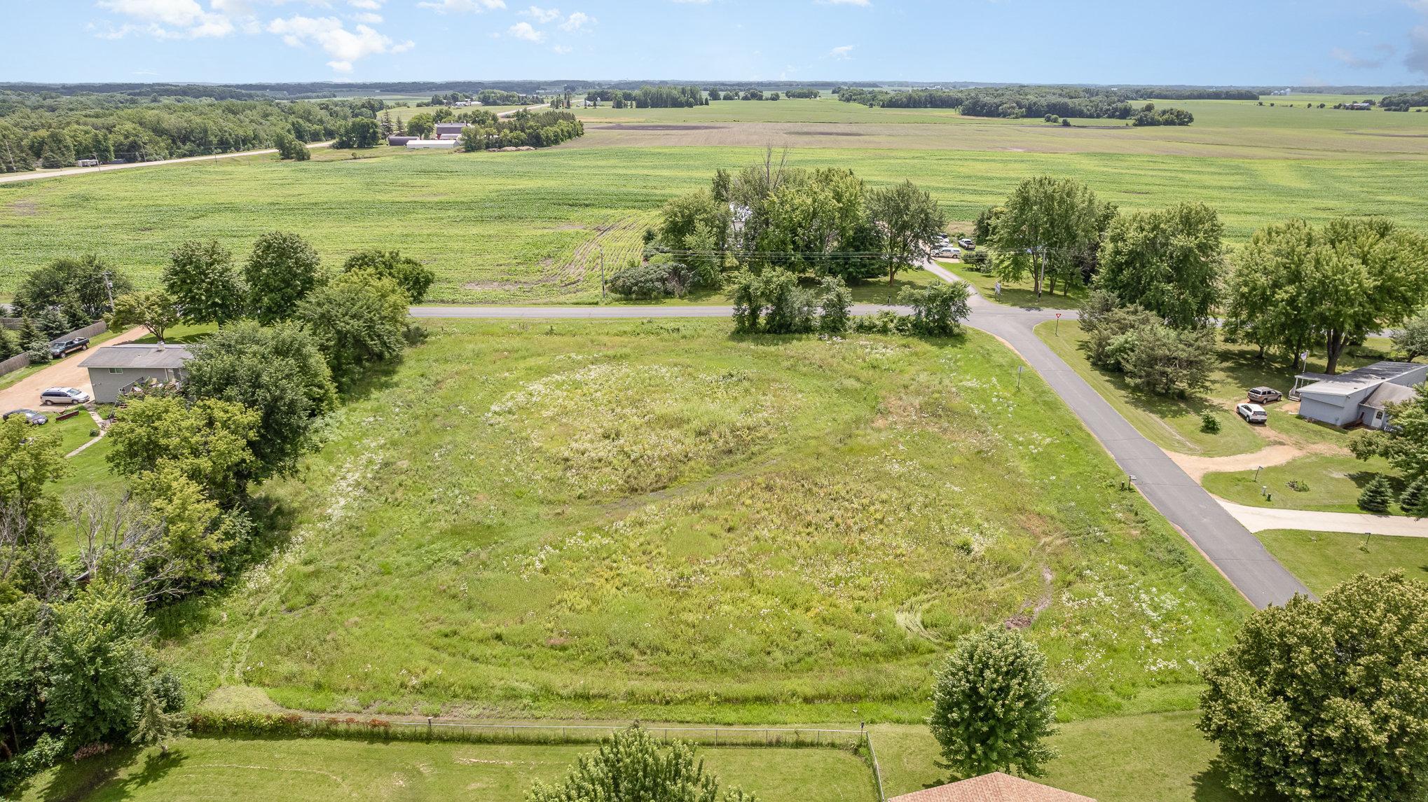 main property photo 5
