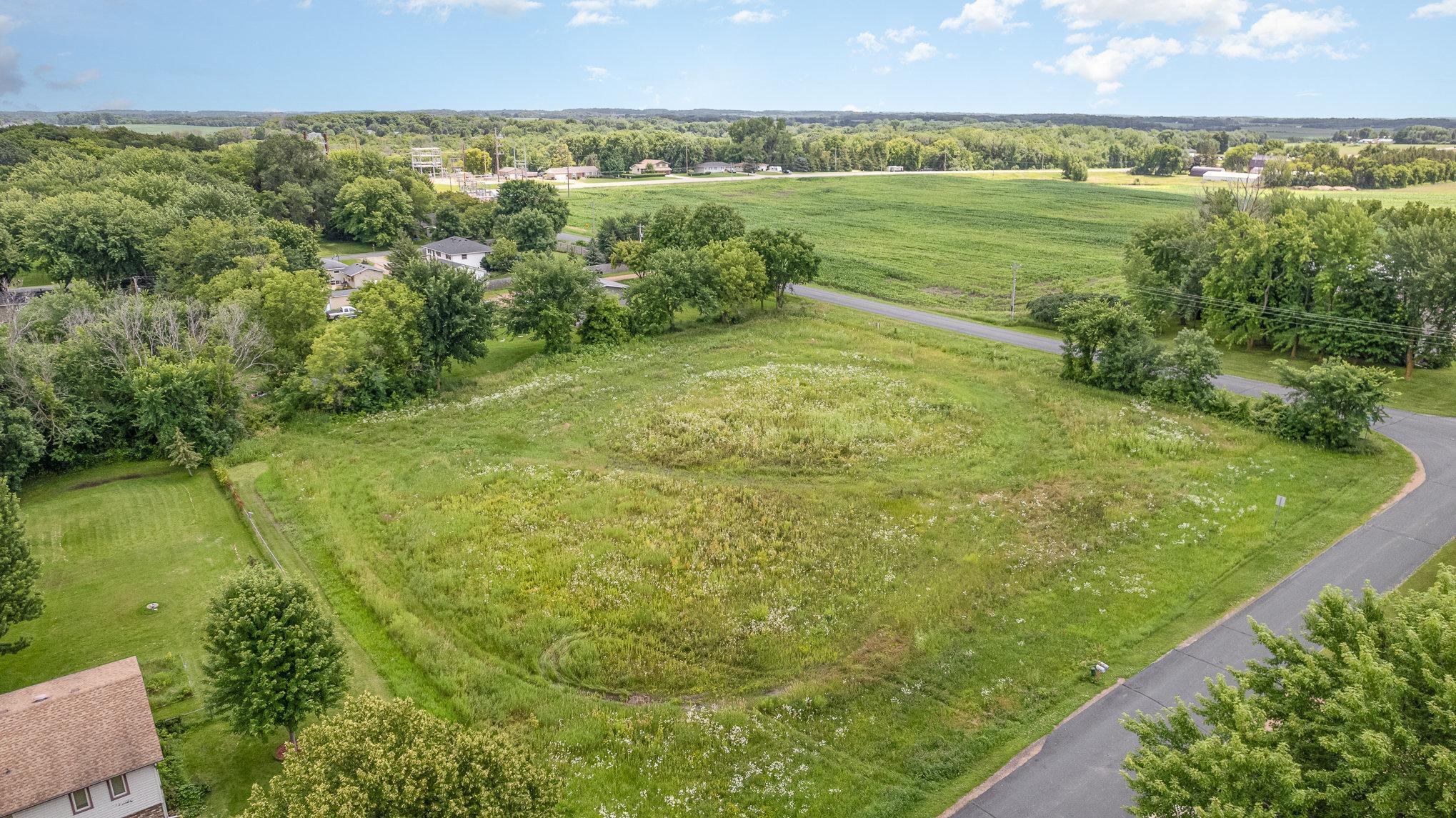 main property photo 6