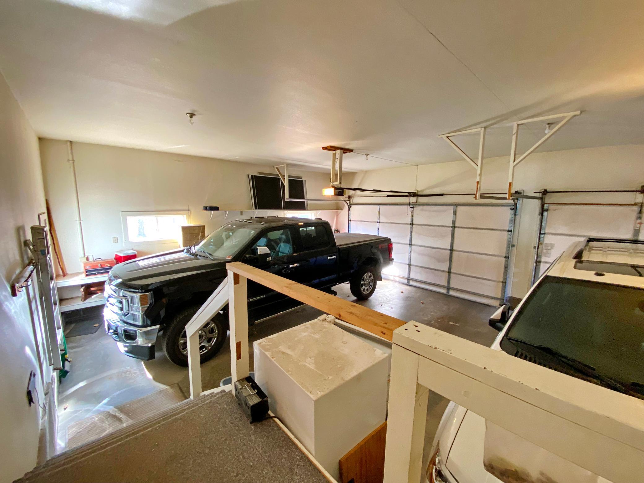 main property photo 50