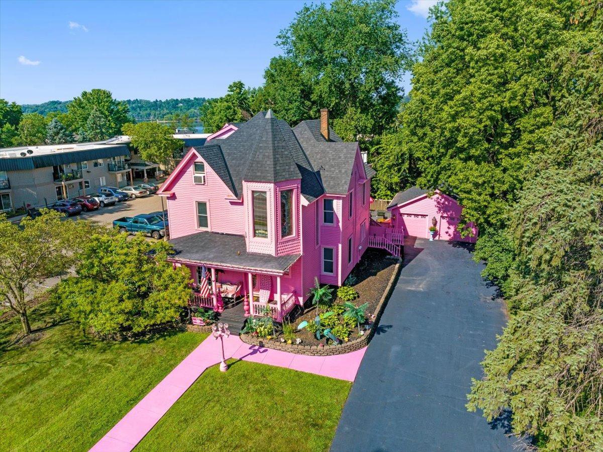 main property photo 45