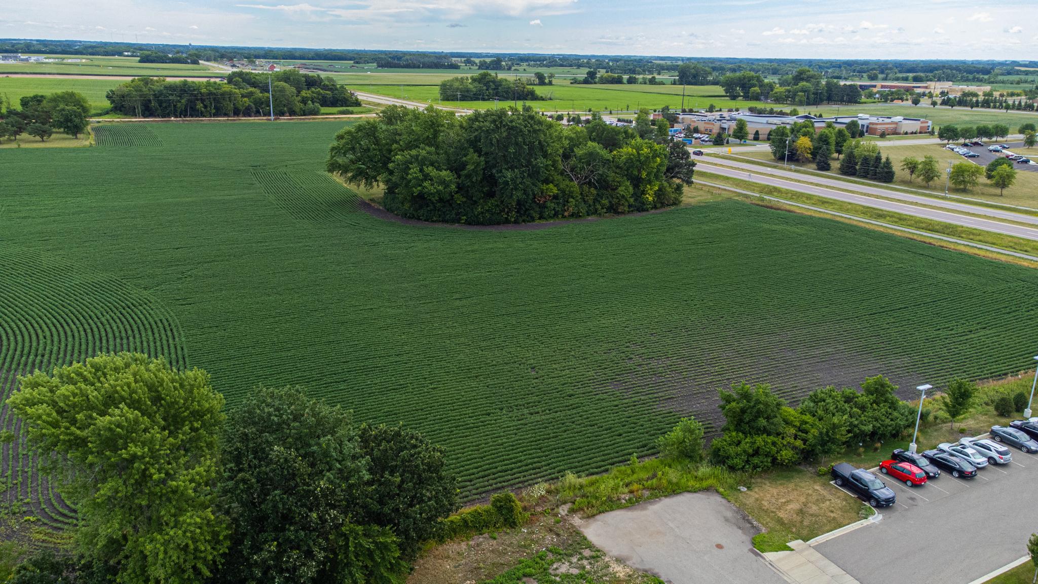 main property photo 6