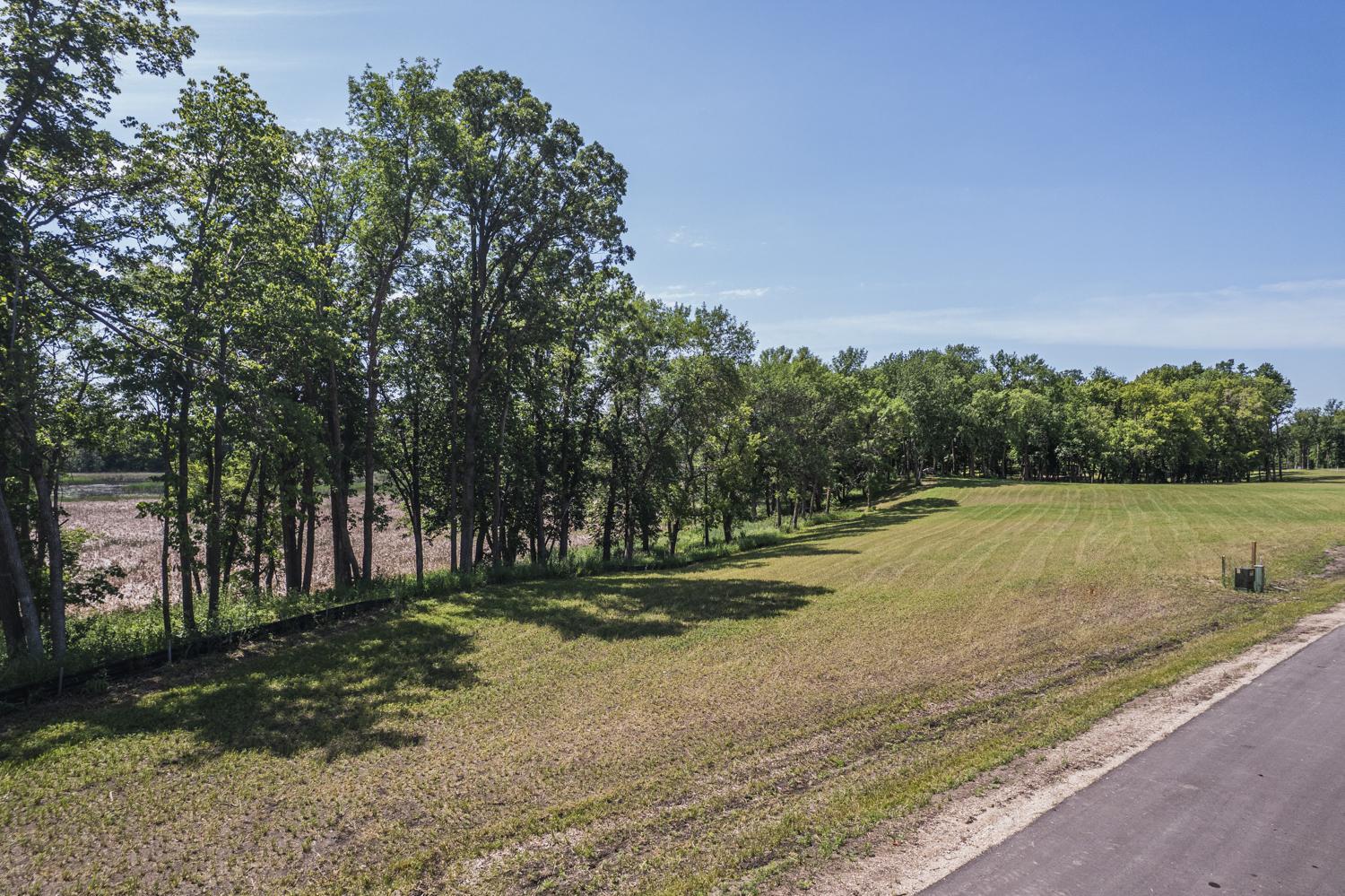 main property photo 40