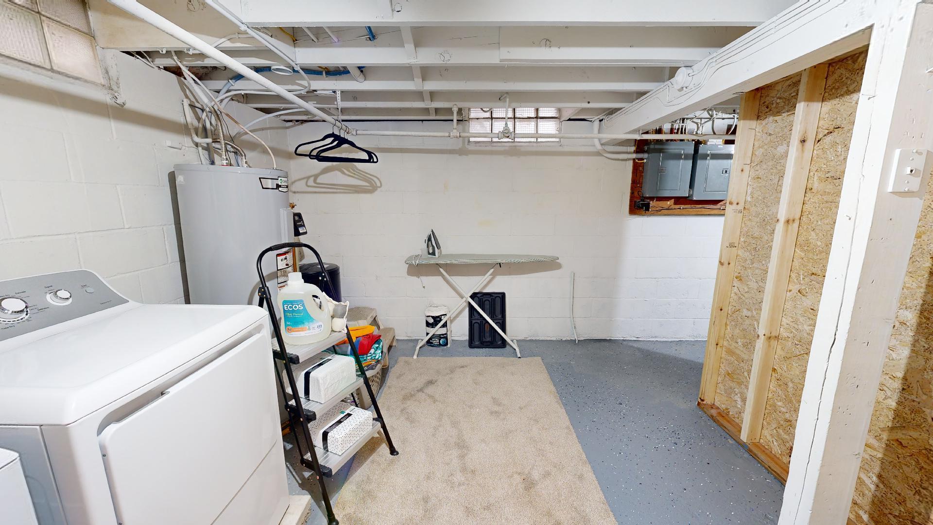 main property photo 74