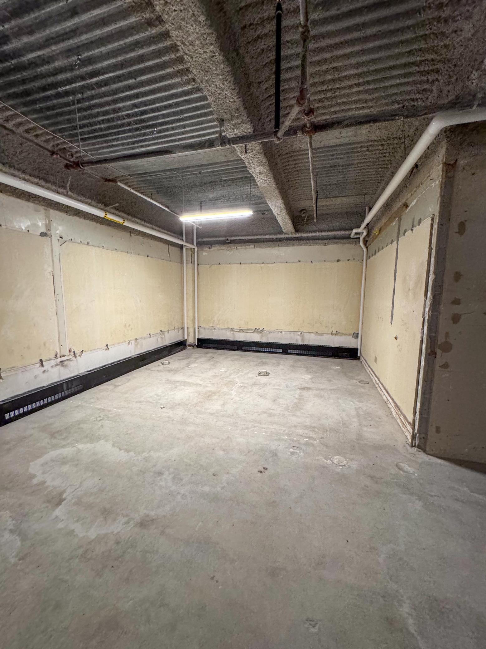 main property photo 68