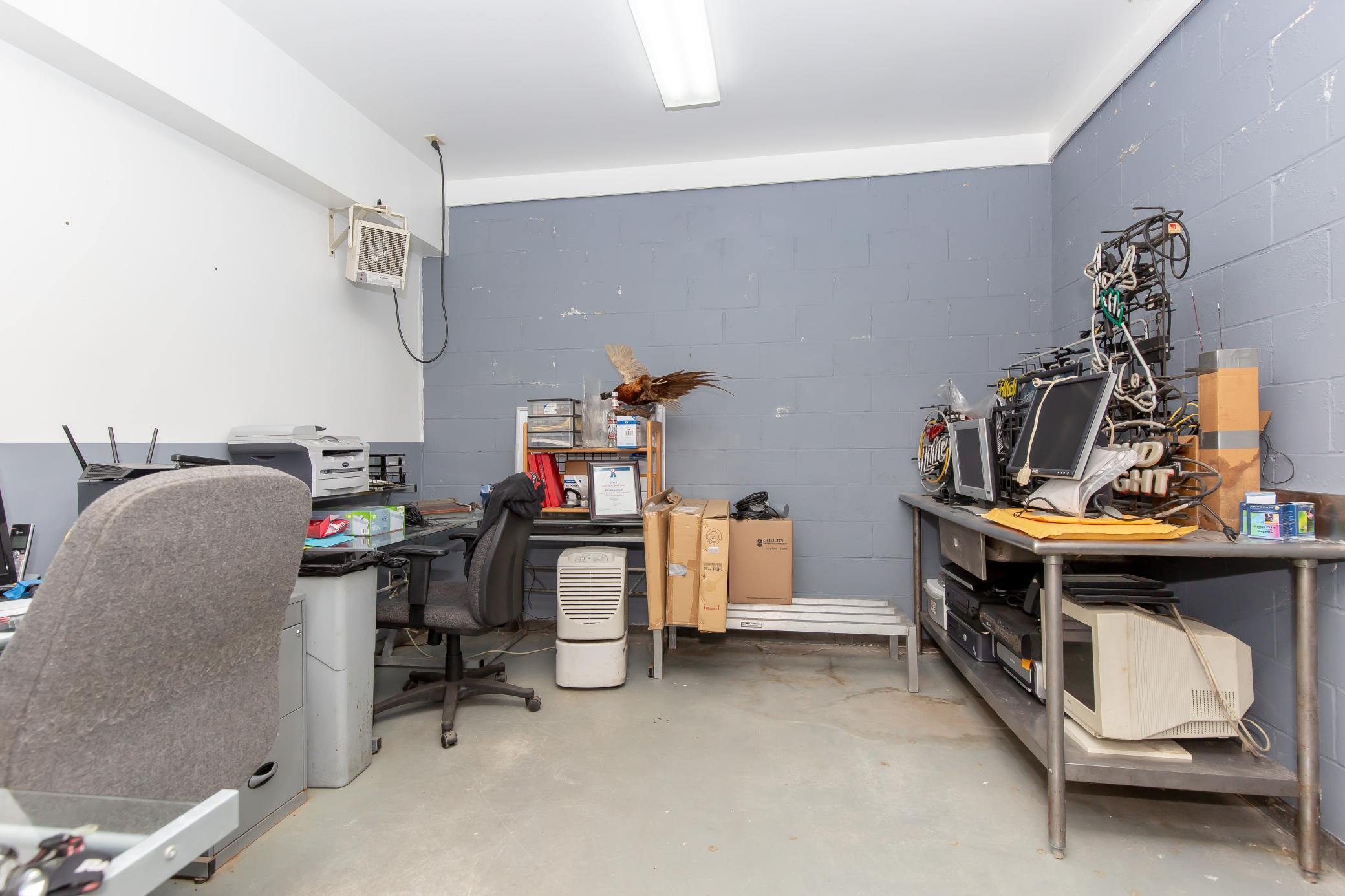 main property photo 45