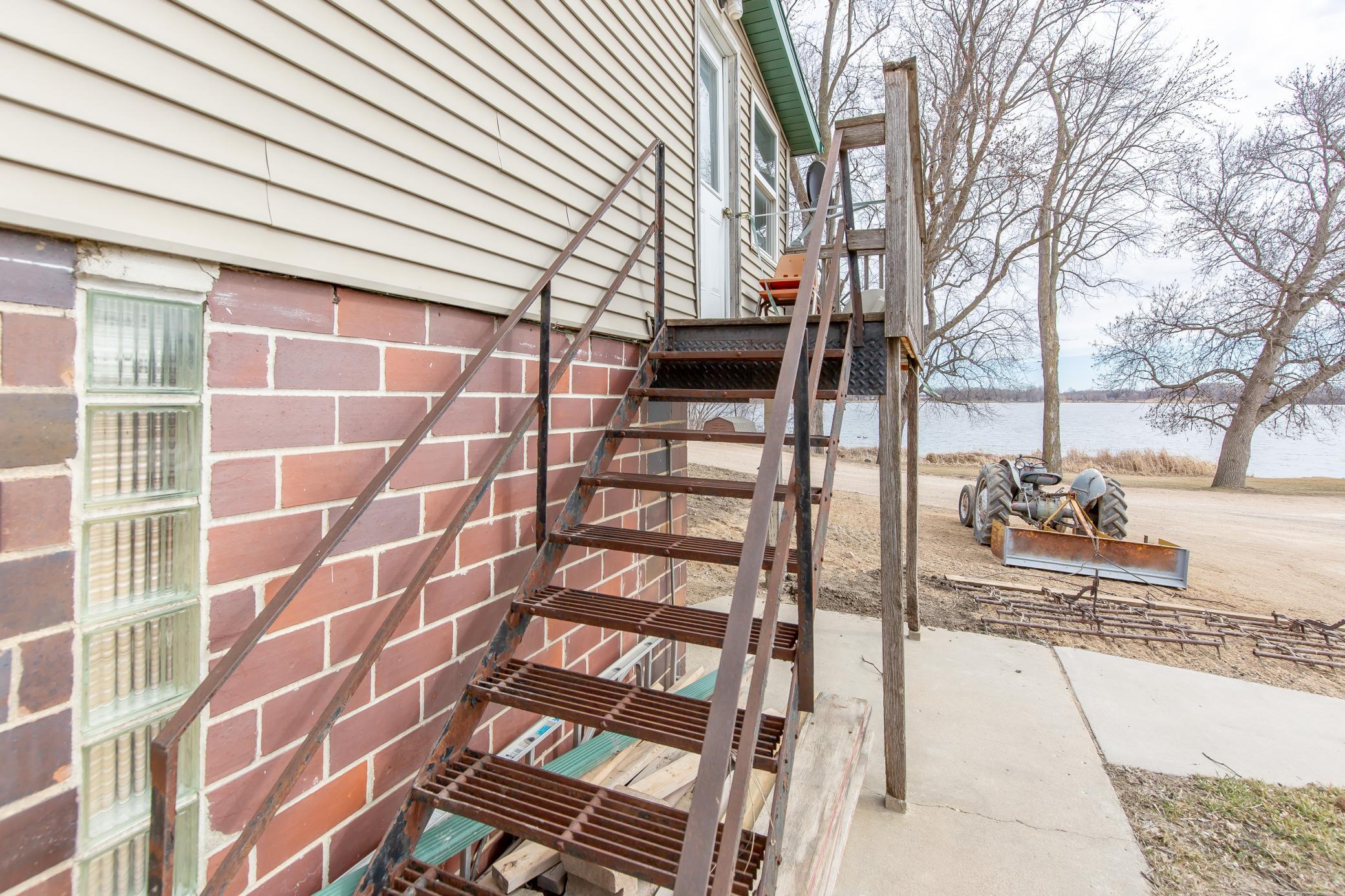 main property photo 74