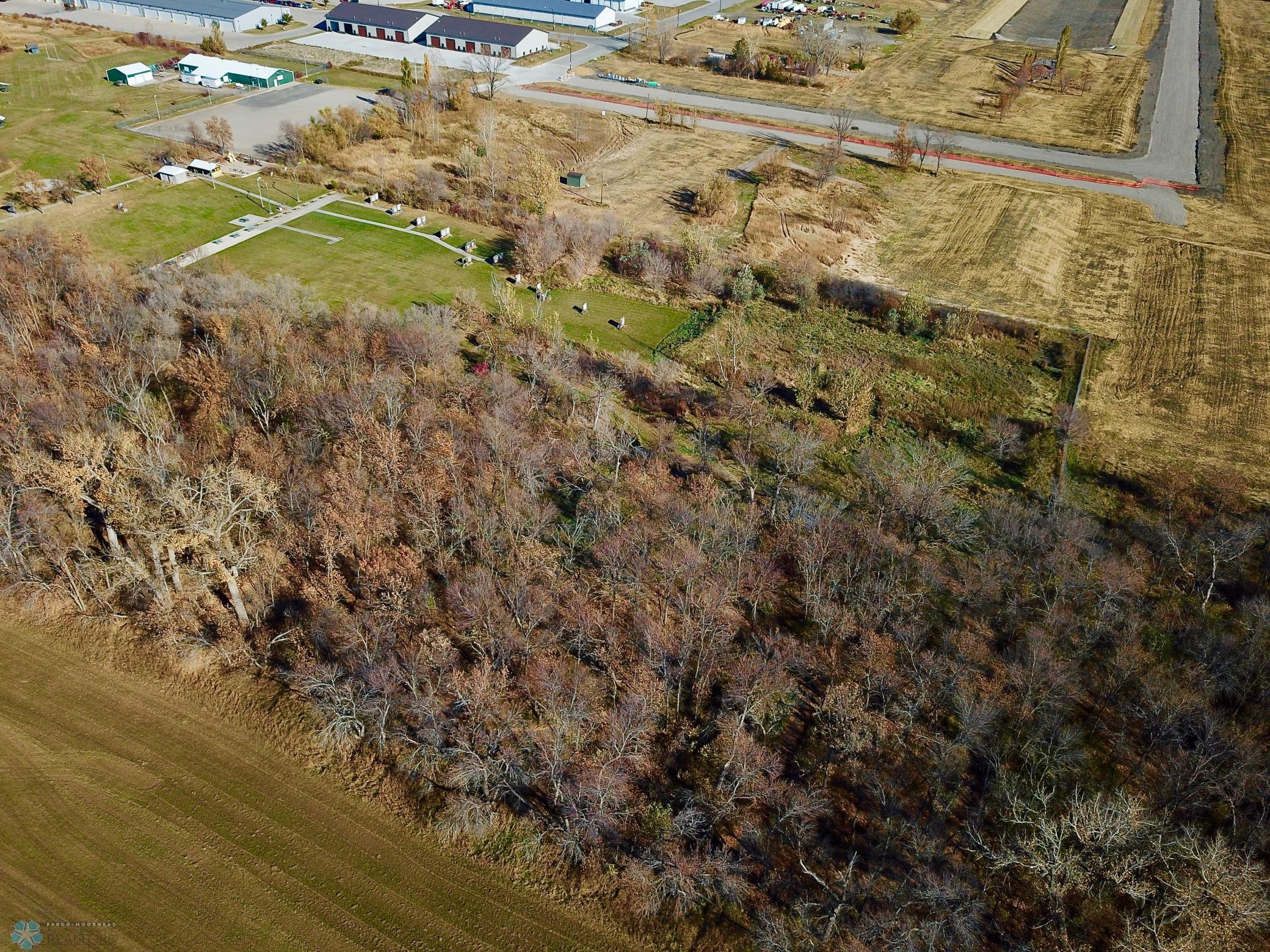 main property photo 3