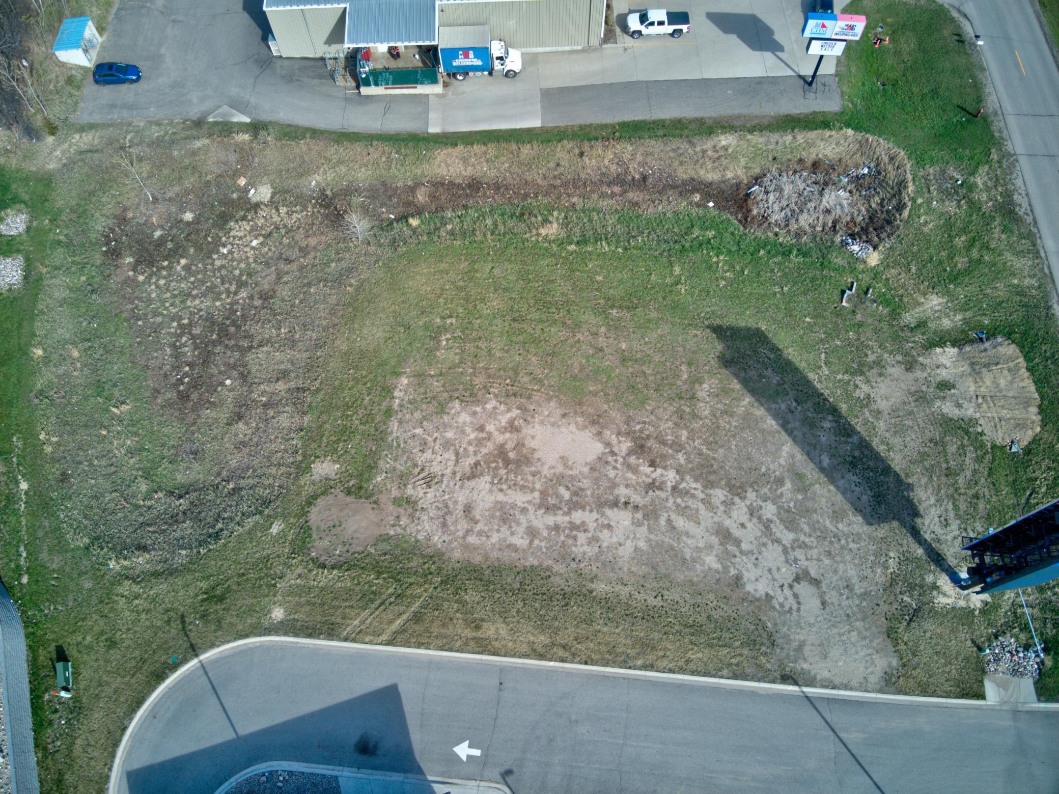 main property photo 6