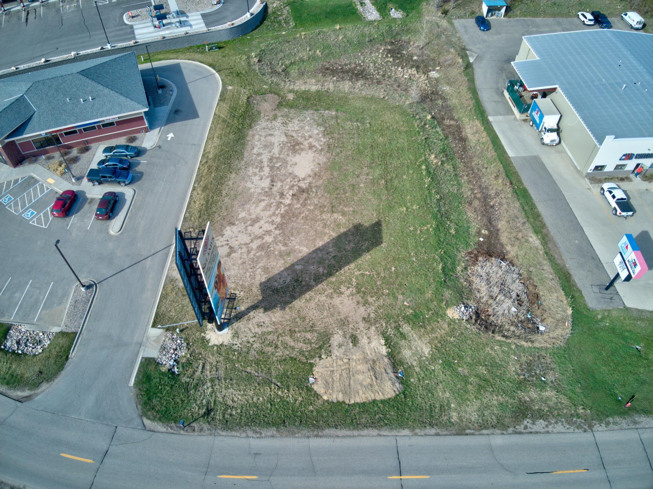 main property photo 8