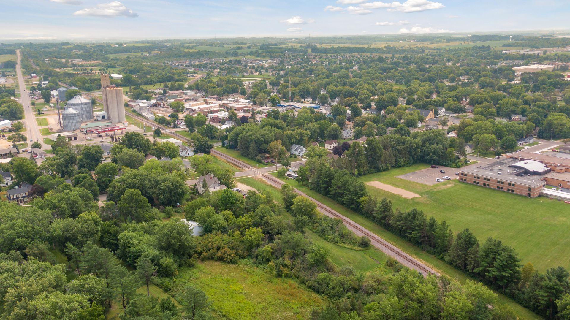 main property photo 11