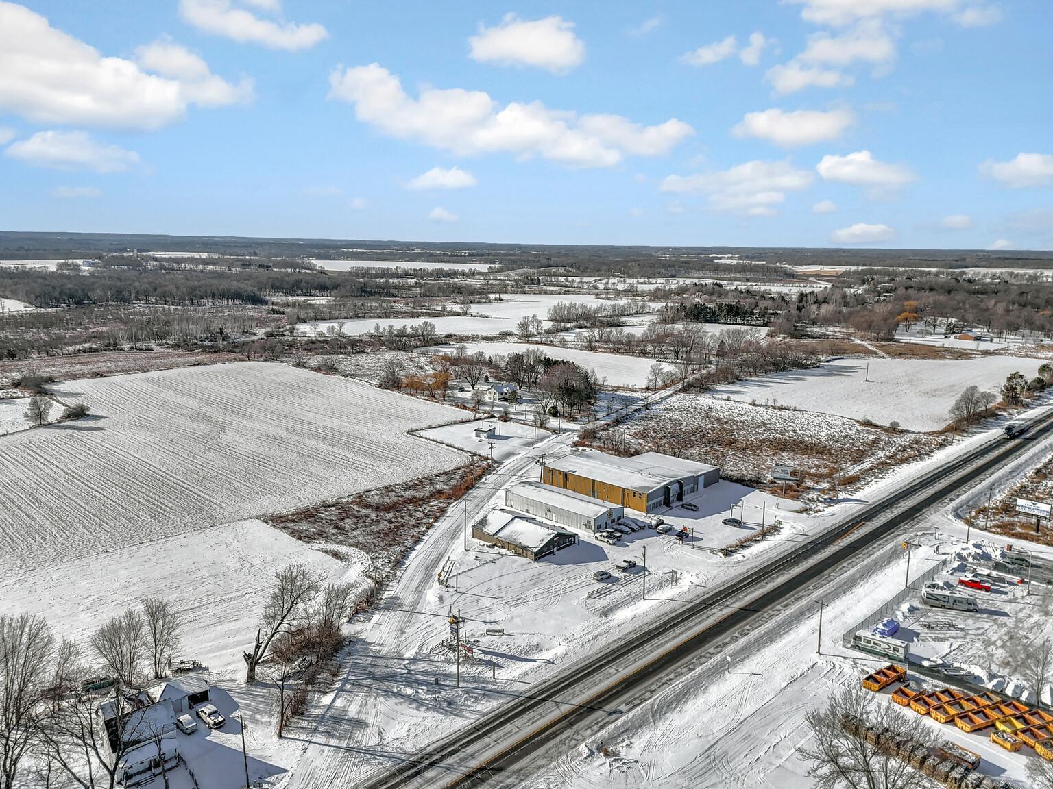 main property photo 16