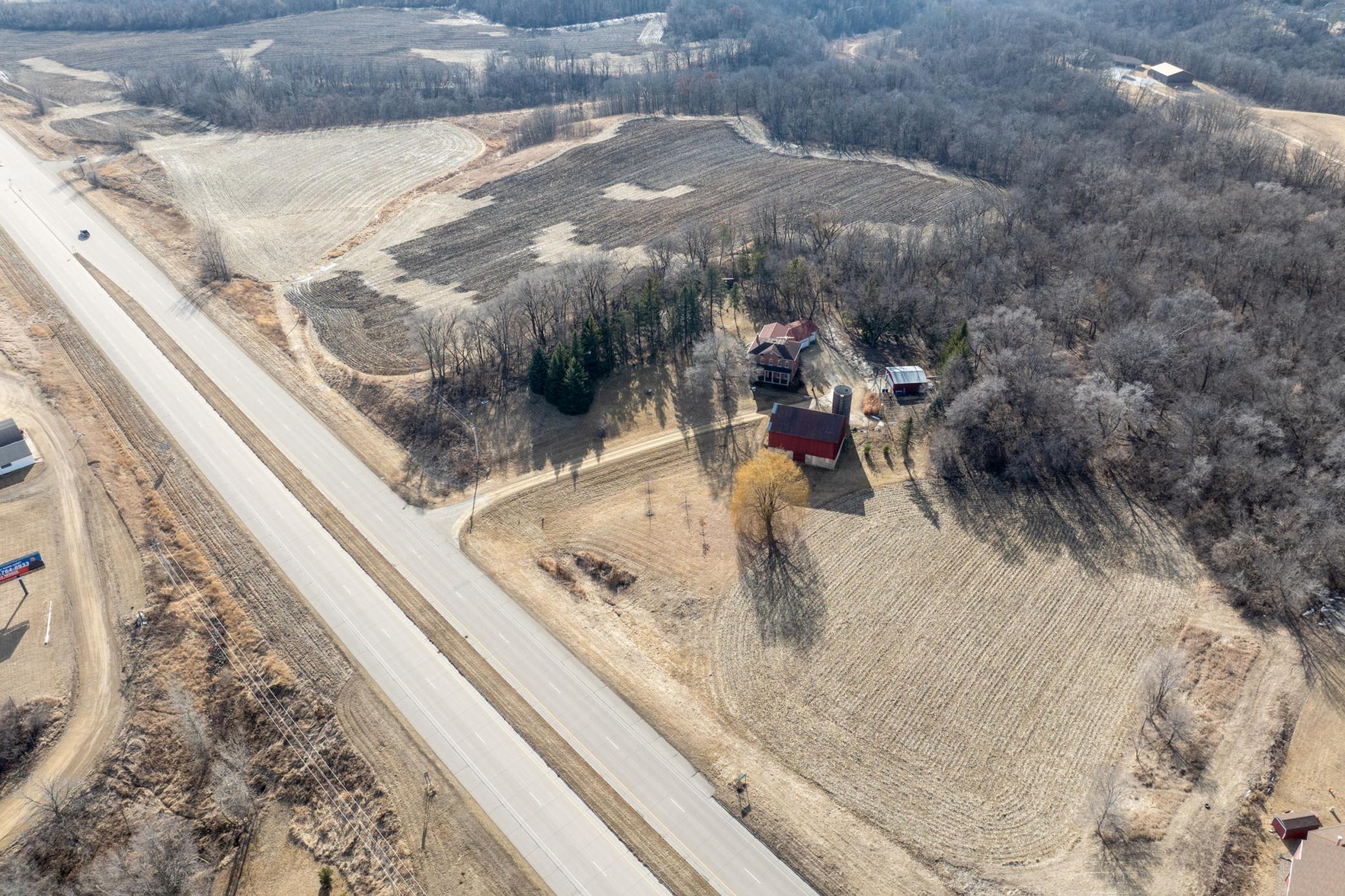 main property photo 11