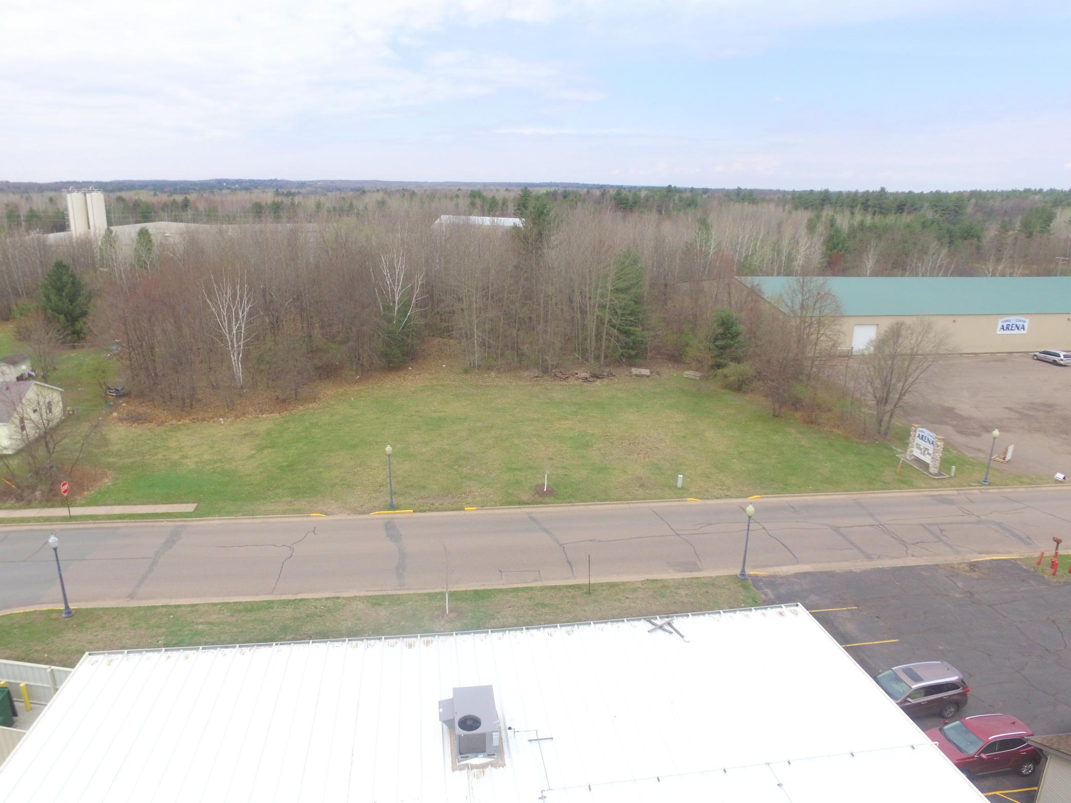 main property photo 8