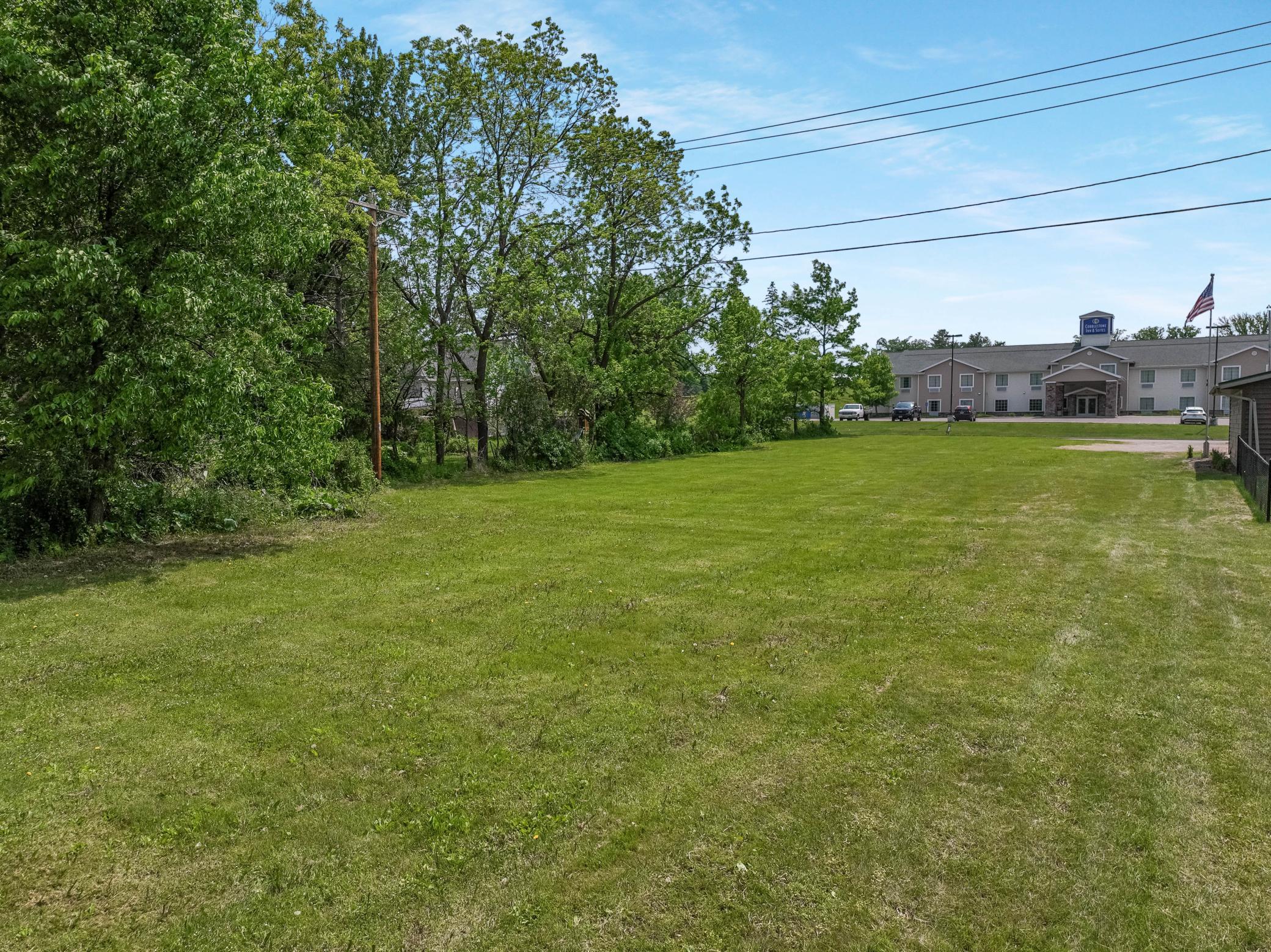 main property photo 12