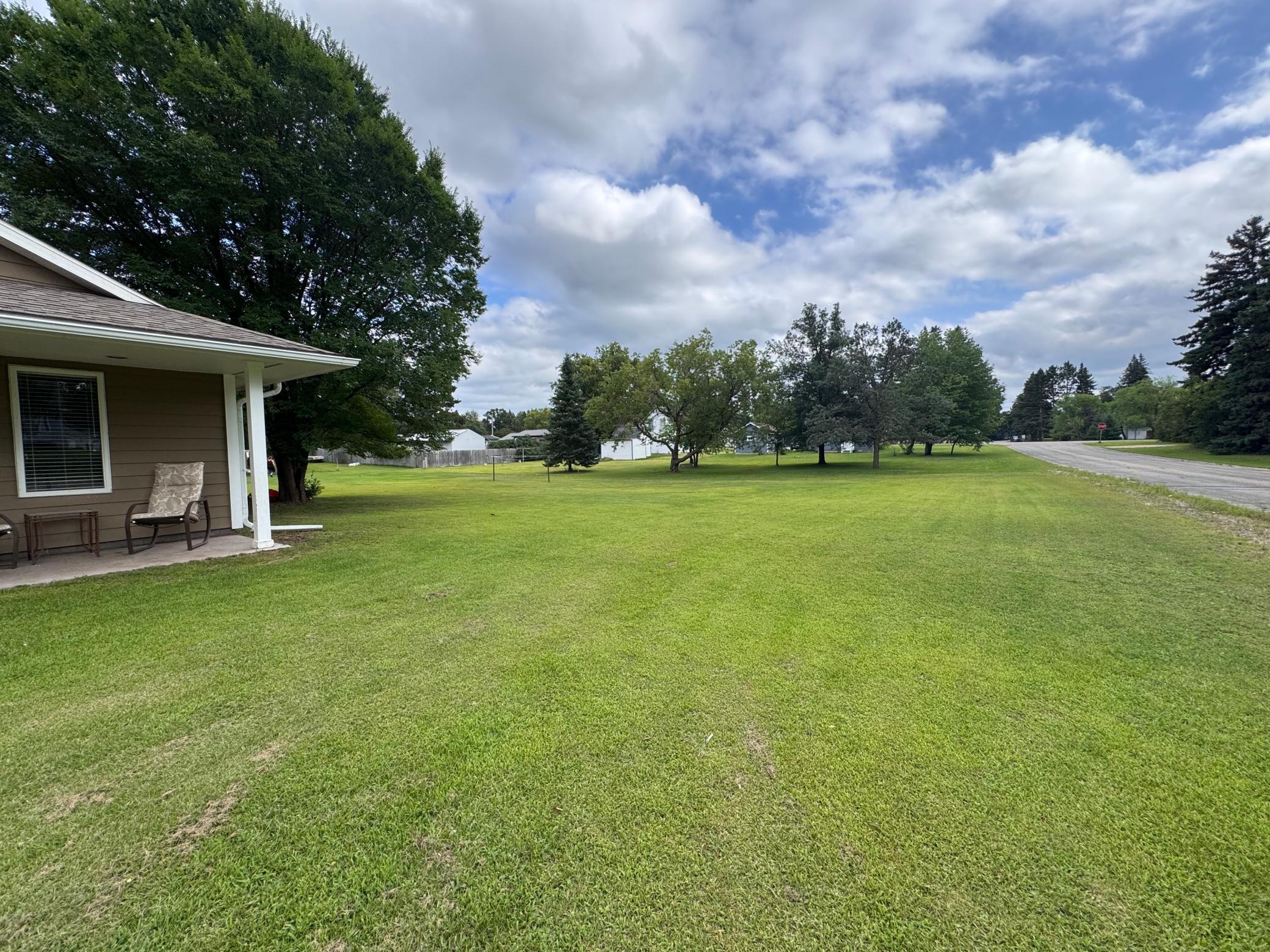 property viewer photo 1