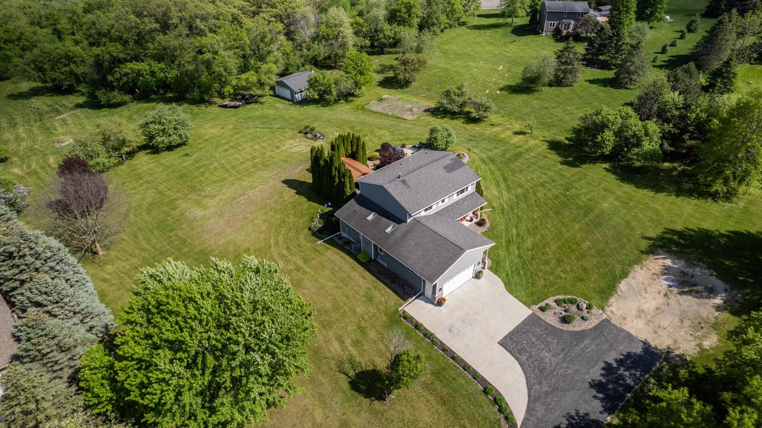 property viewer photo 41