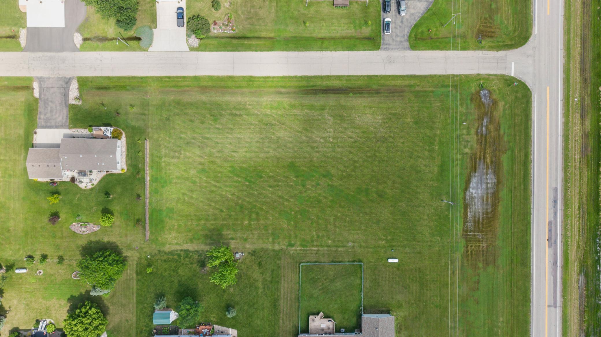 main property photo 15