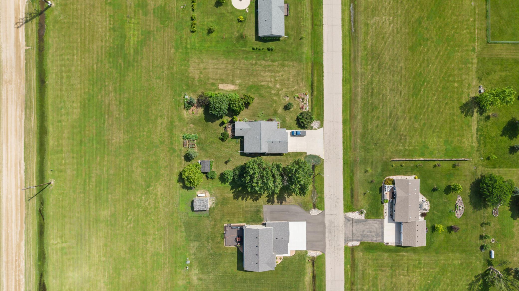 main property photo 9