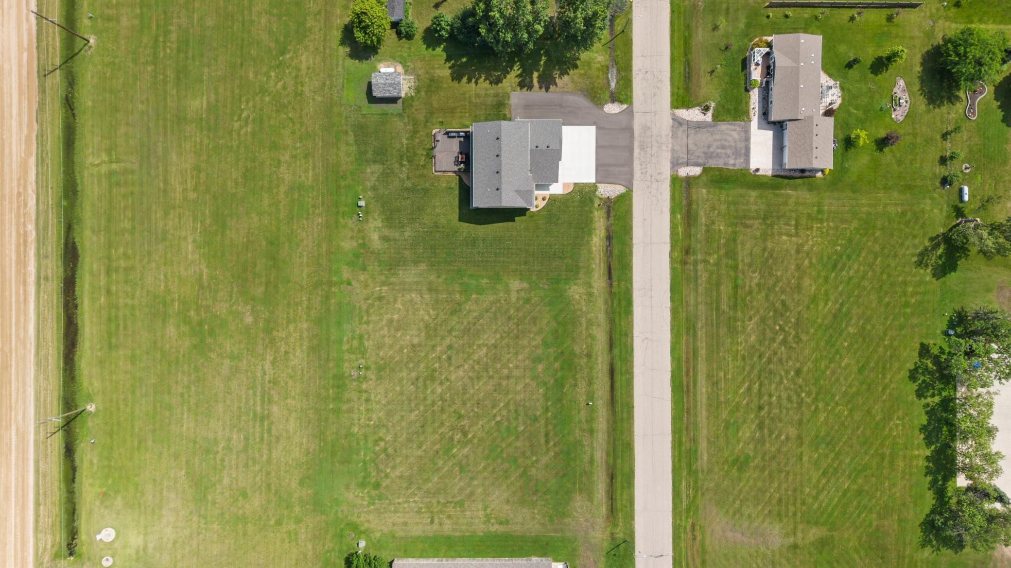 main property photo 10
