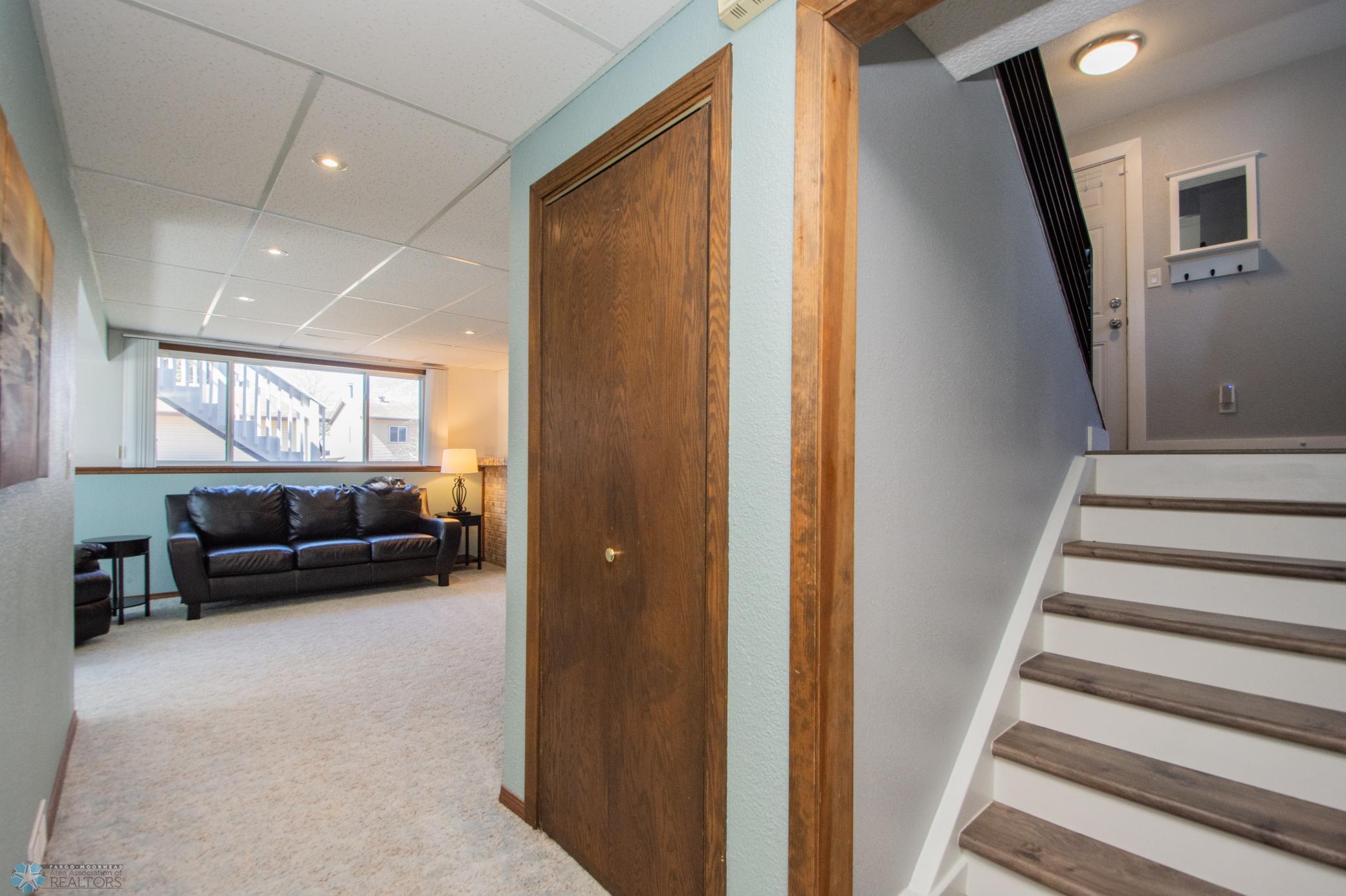 property viewer photo 20