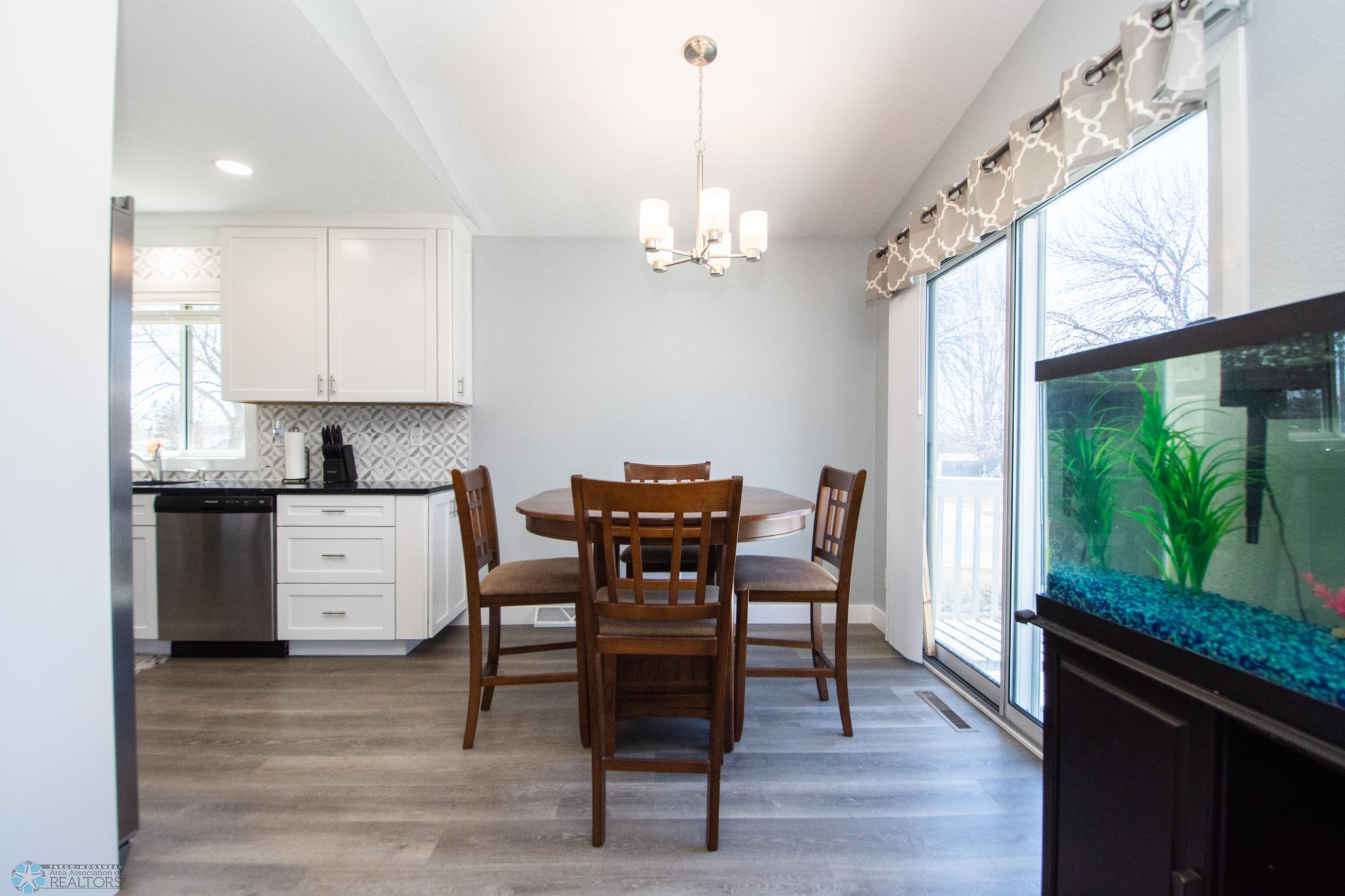 property viewer photo 8