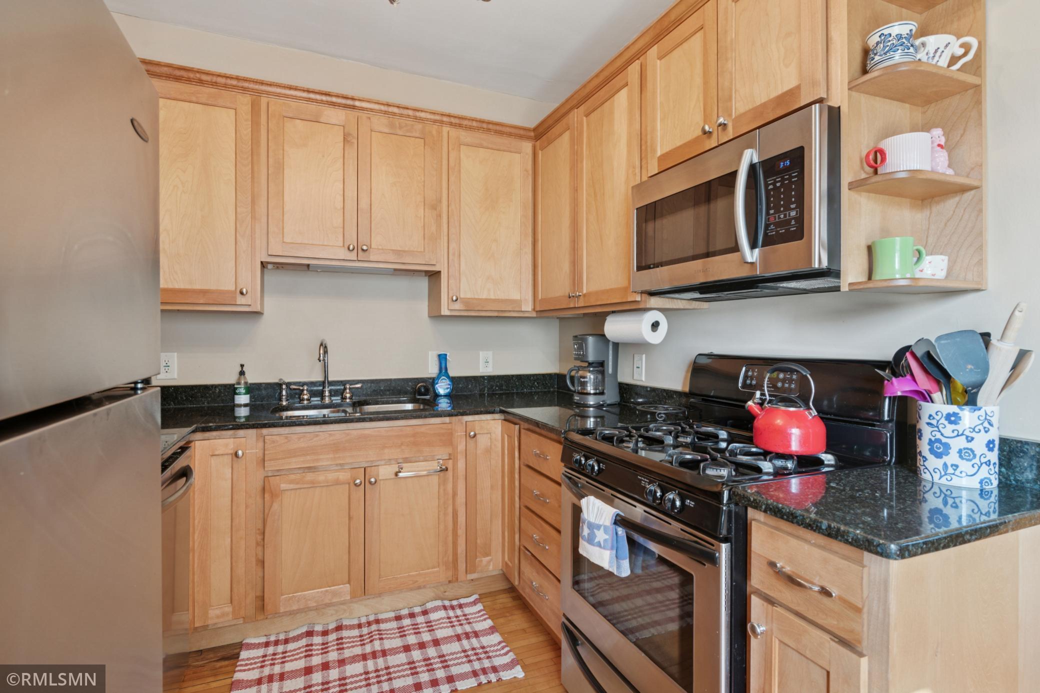 property viewer photo 26