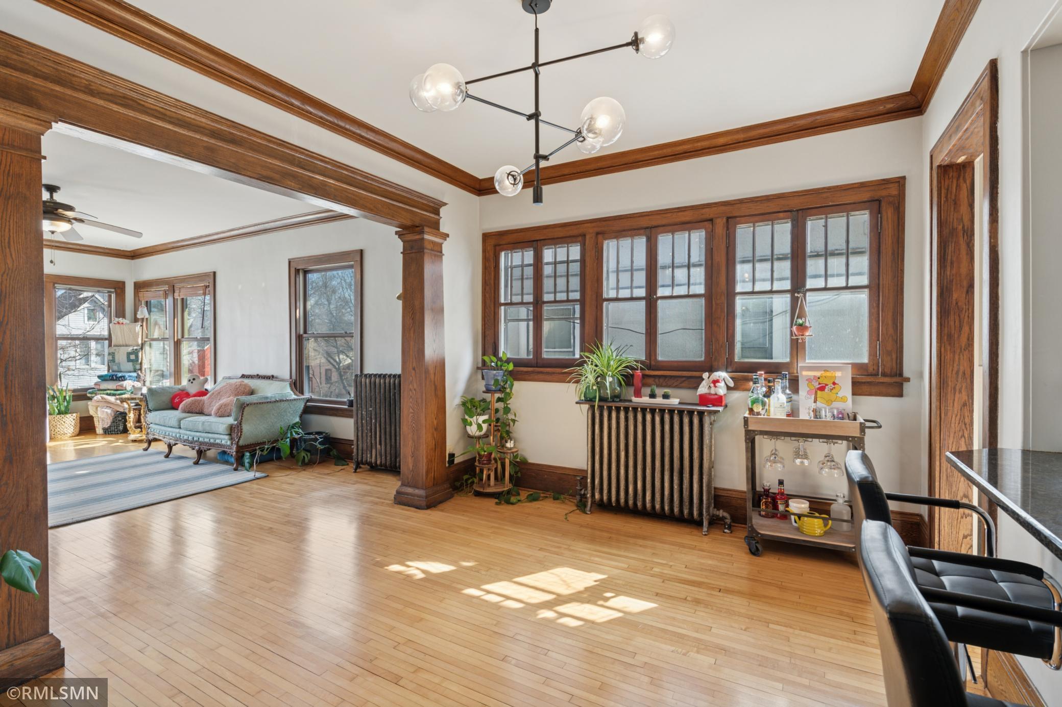 property viewer photo 6