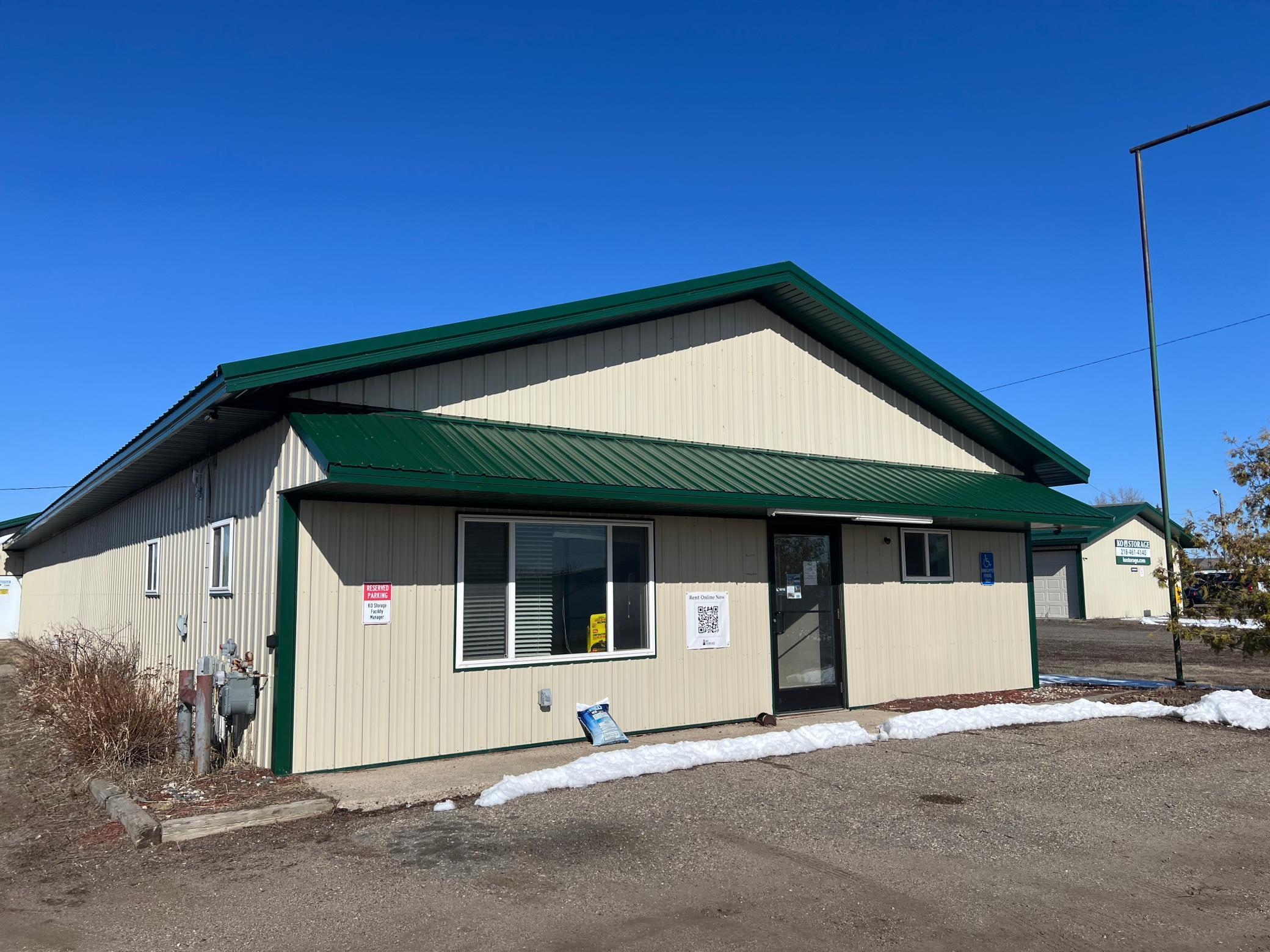 main property photo 4