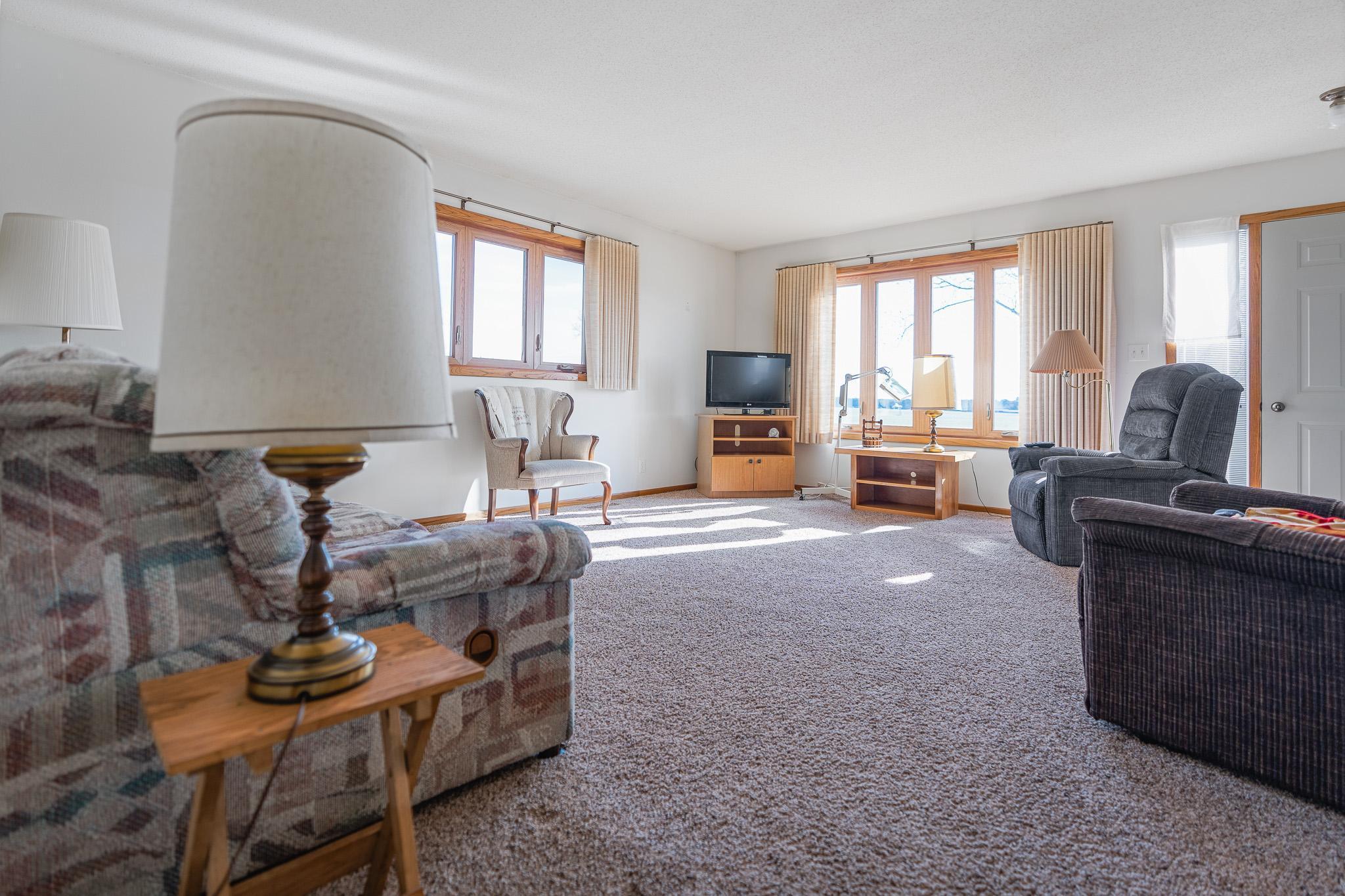property viewer photo 13