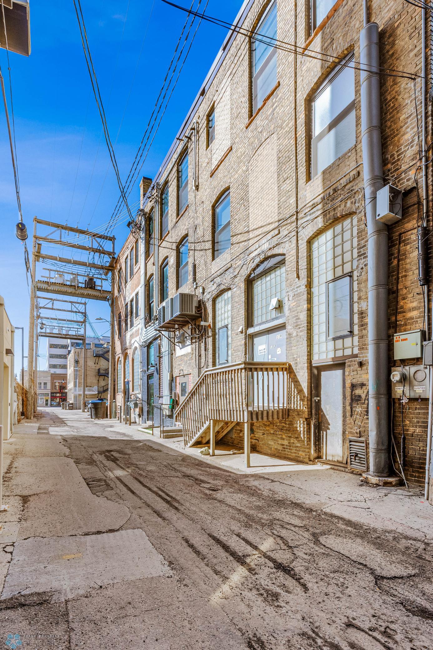 main property photo 45