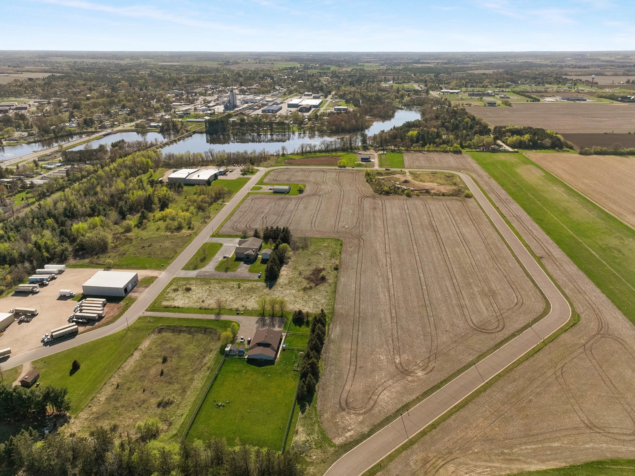 main property photo 15