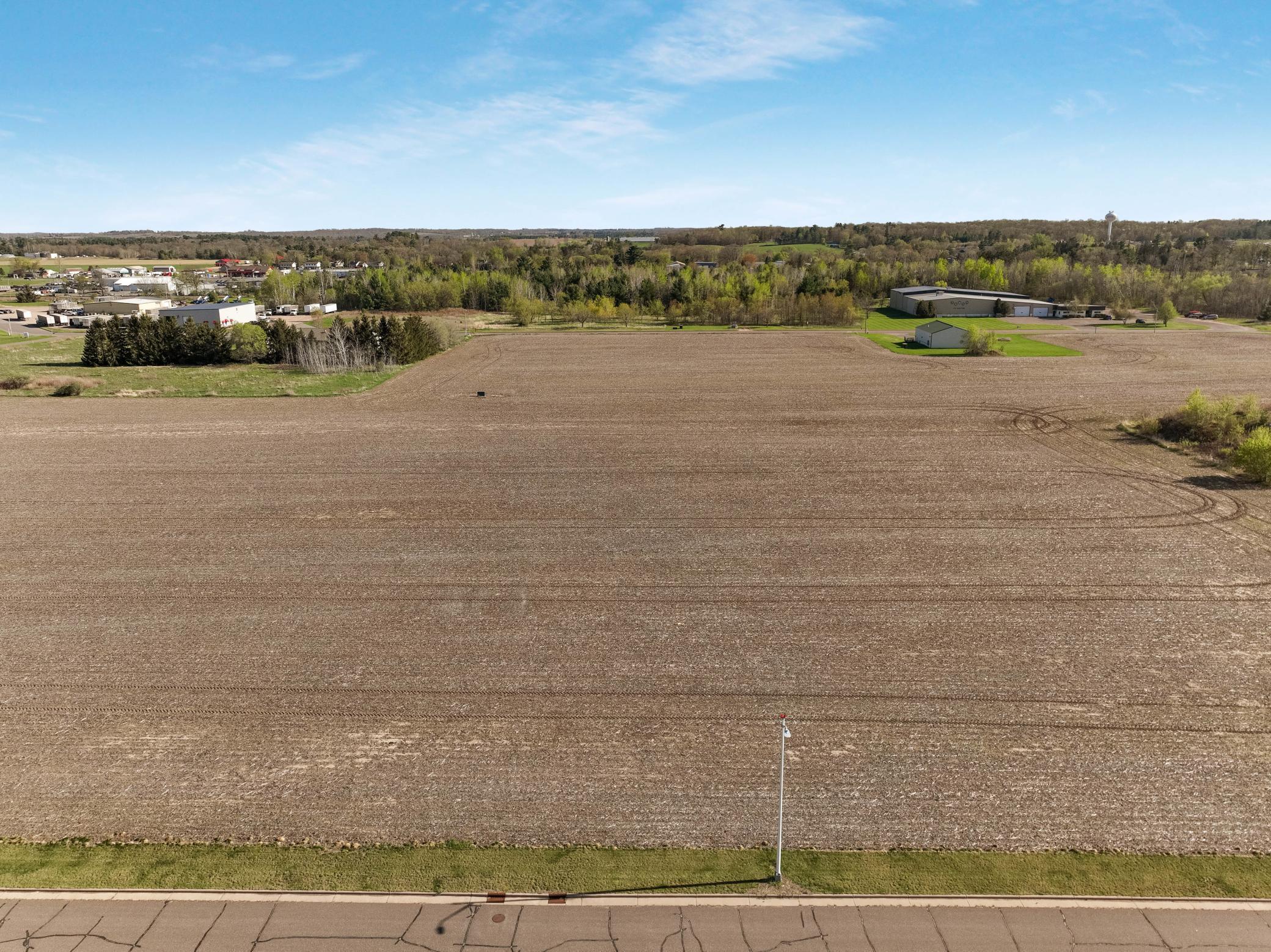 main property photo 20