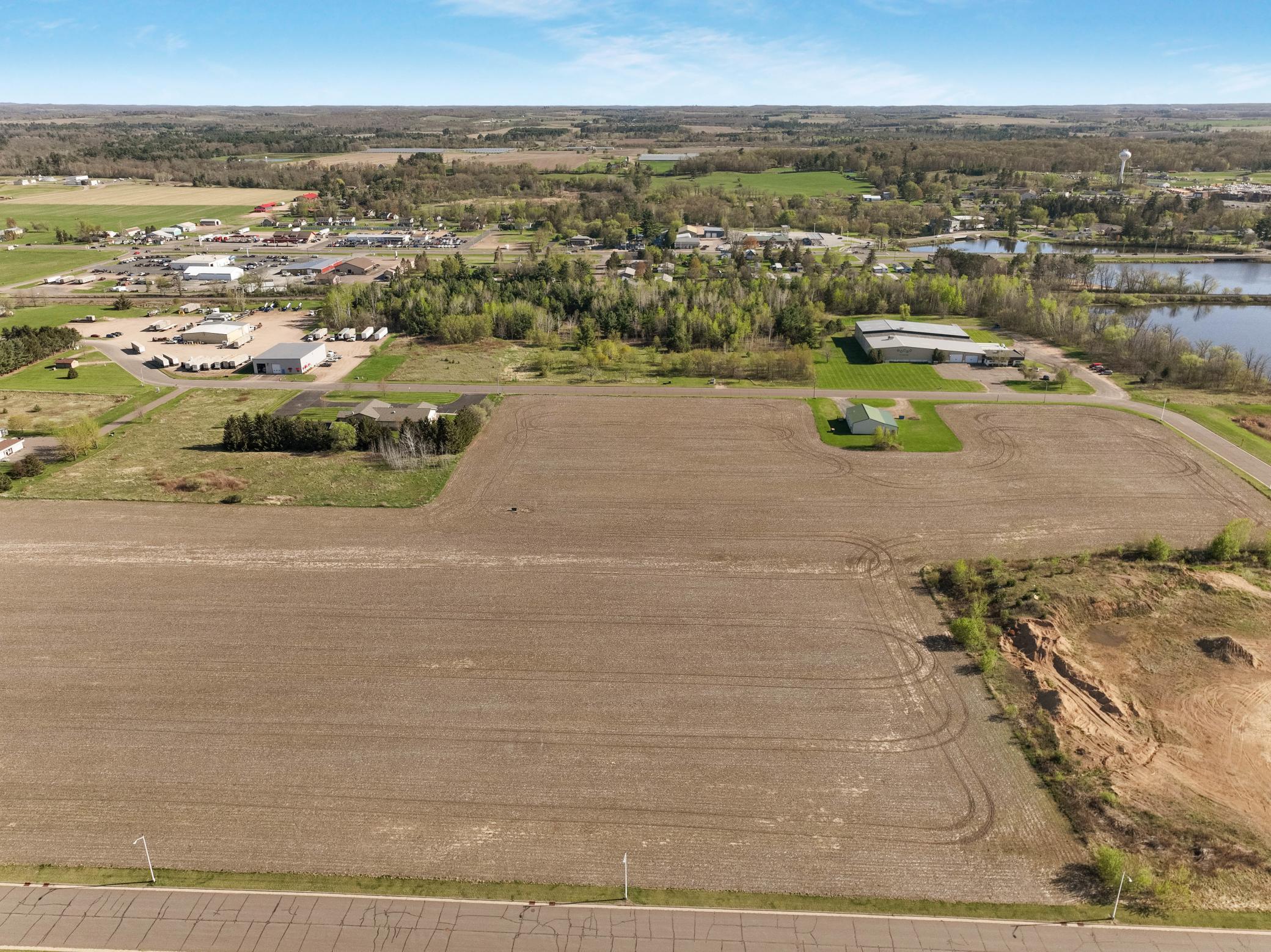 main property photo 18