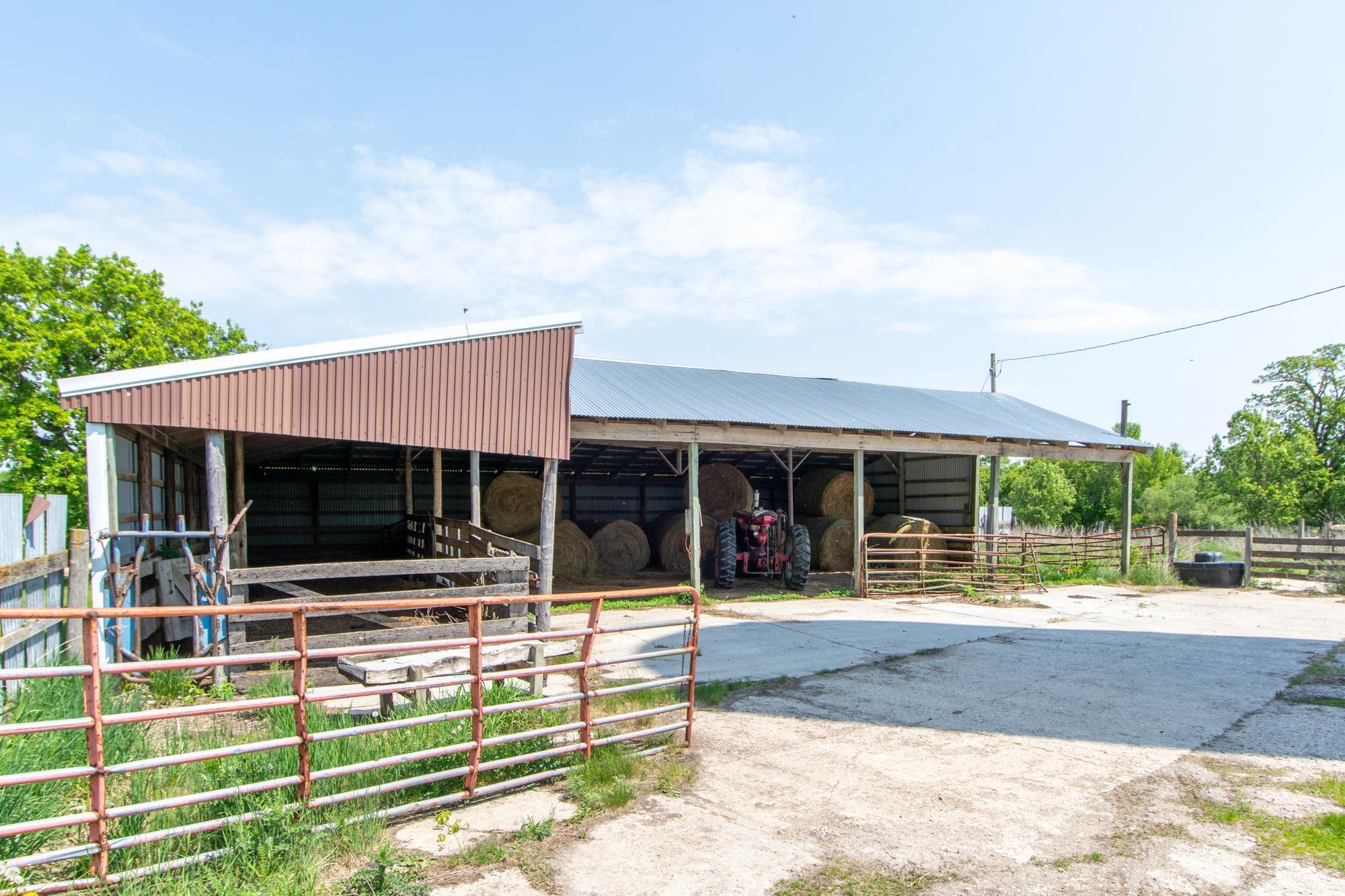 main property photo 18