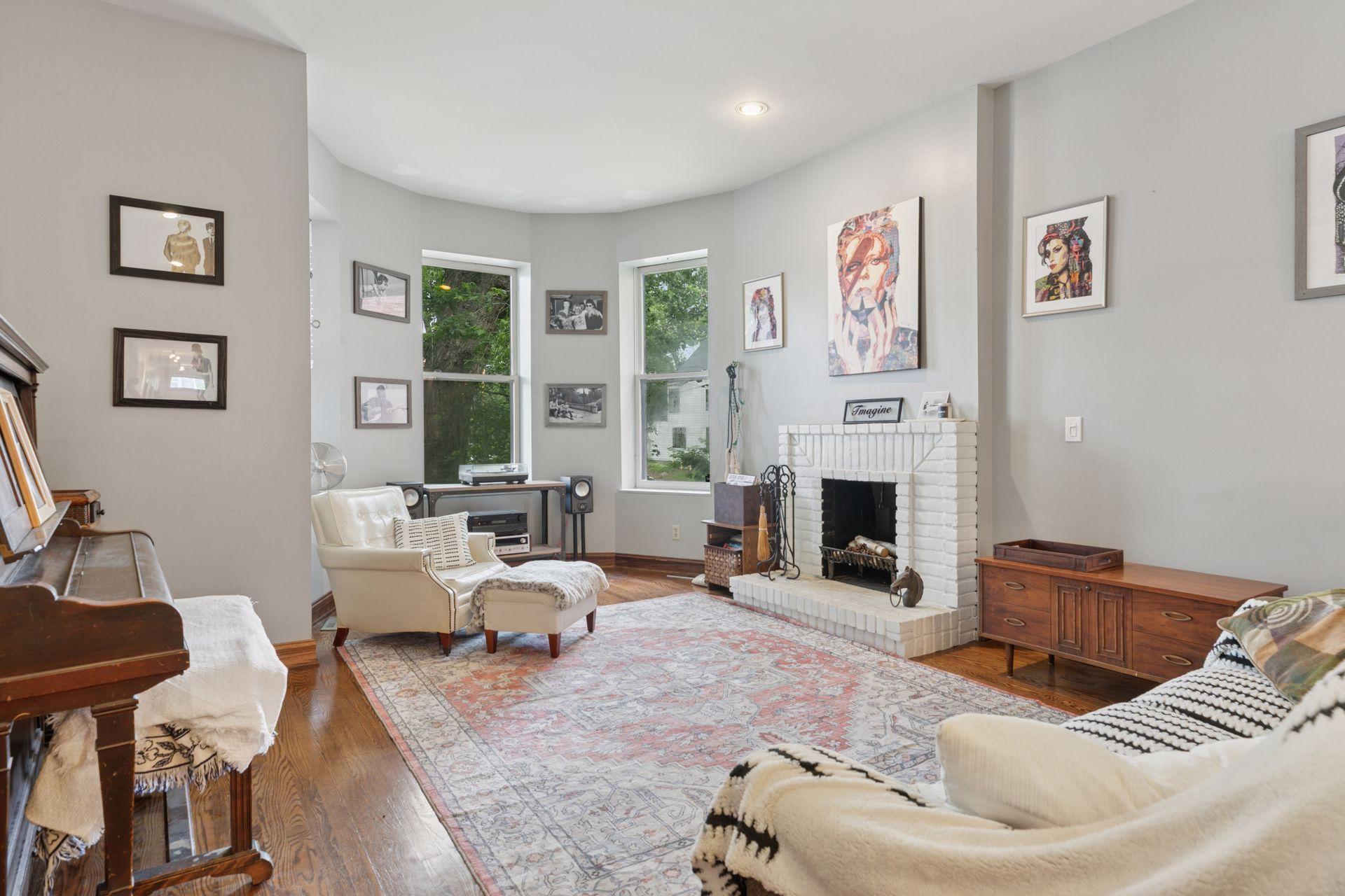 property viewer photo 7