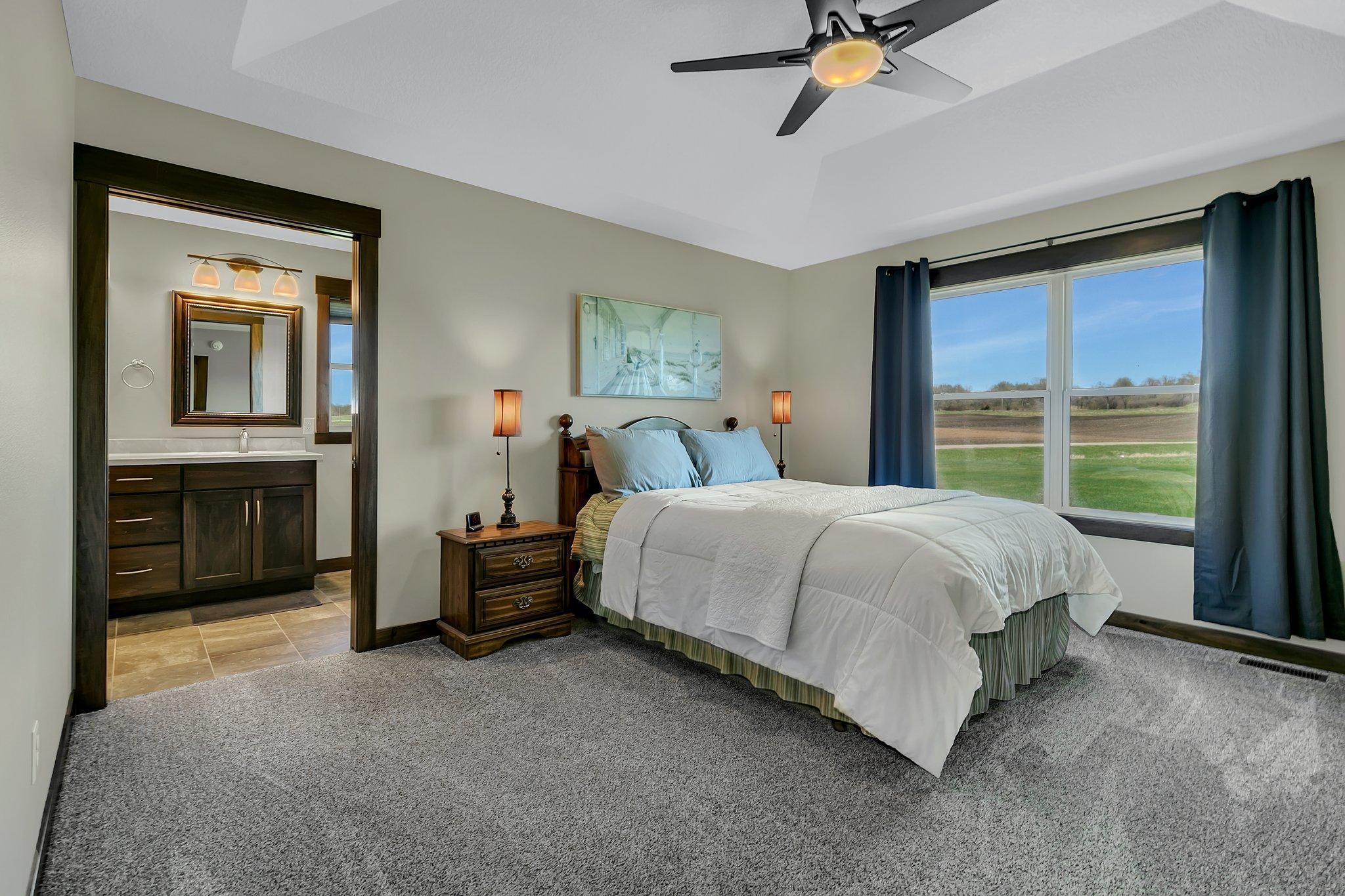 property viewer photo 14