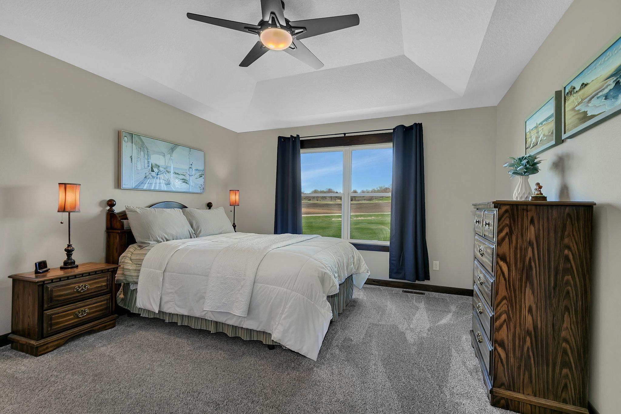 property viewer photo 15