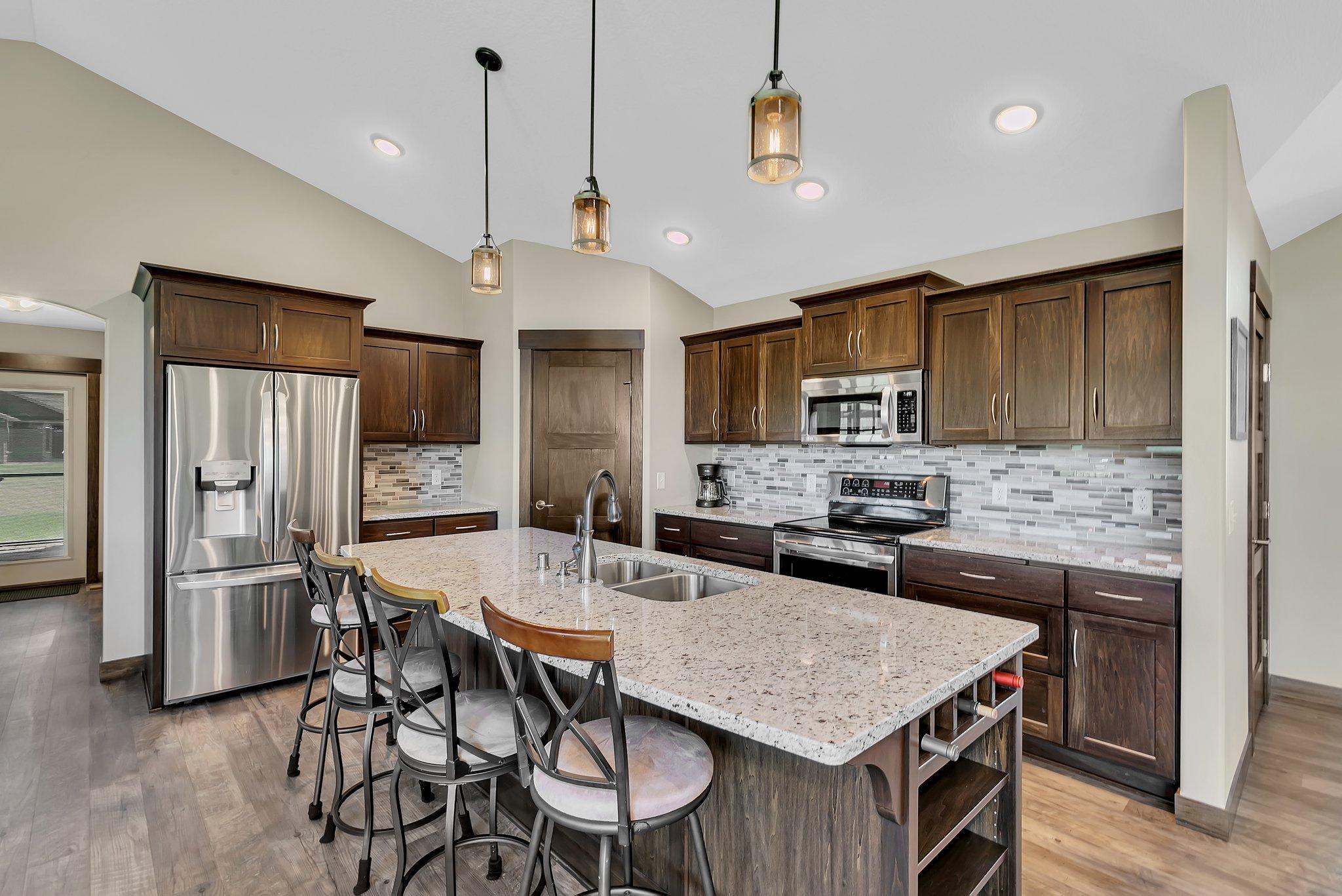 property viewer photo 2