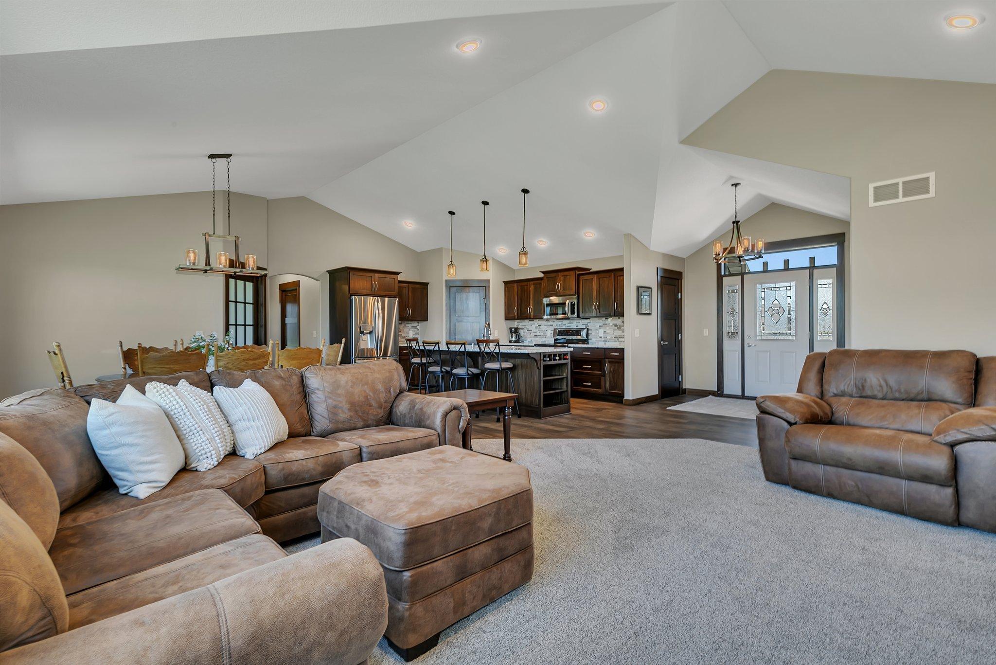 property viewer photo 9