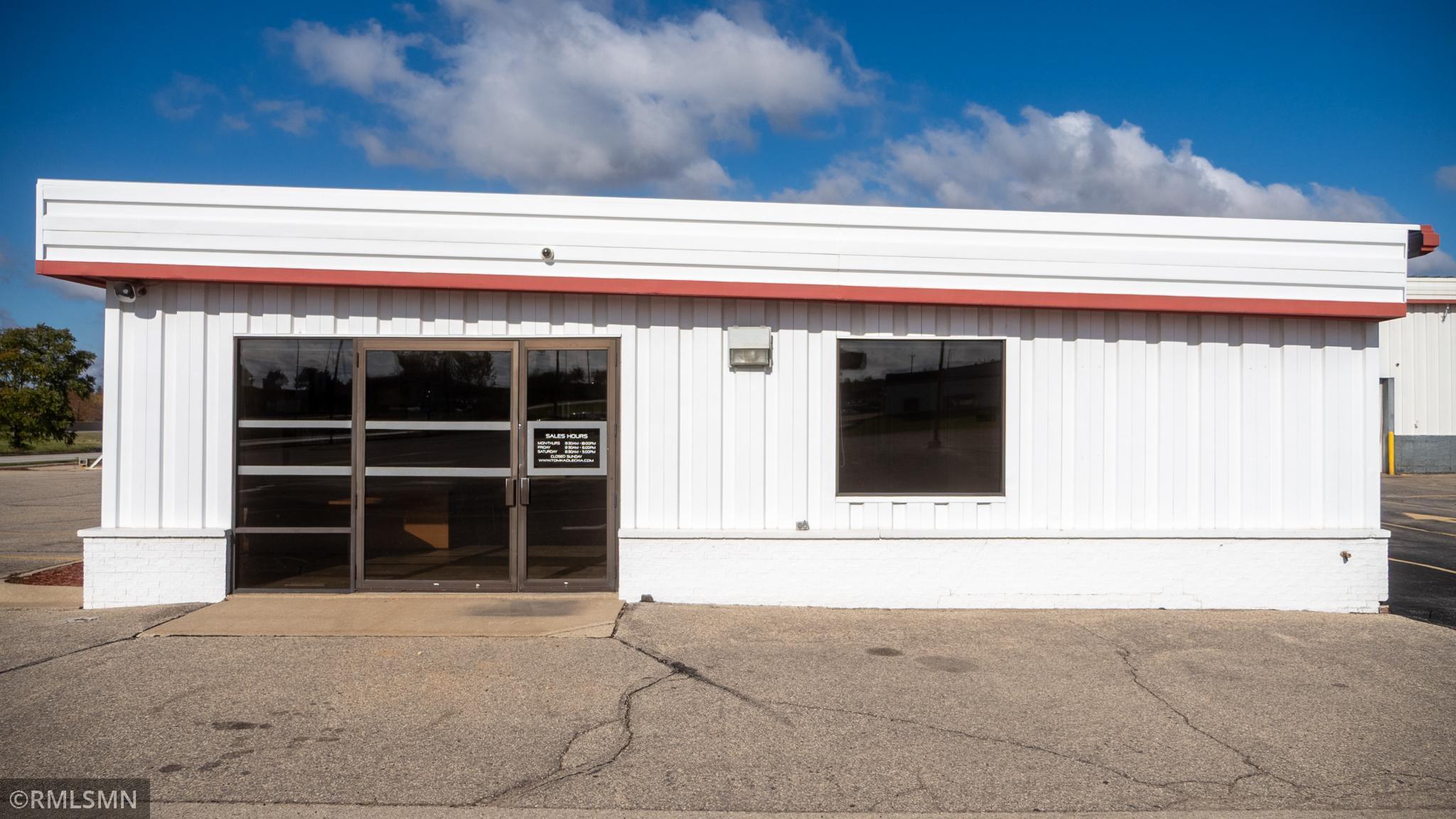 main property photo 27